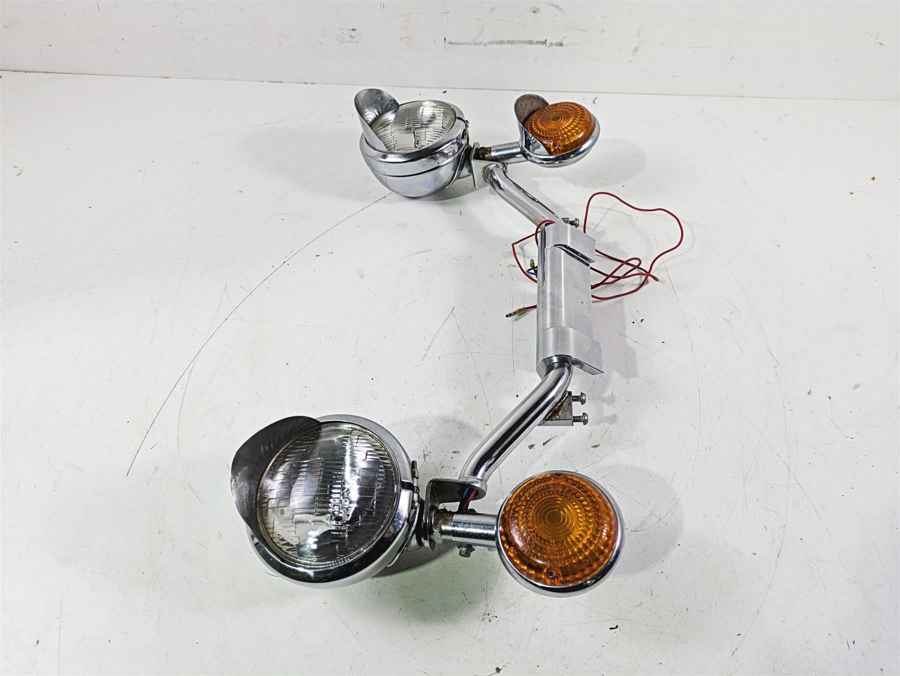 2004 Yamaha XVZ1300 Royal Star Front Blinker Turn Signal Spot Light Set {{ shop.shopifyCountryName }} - Mototech271