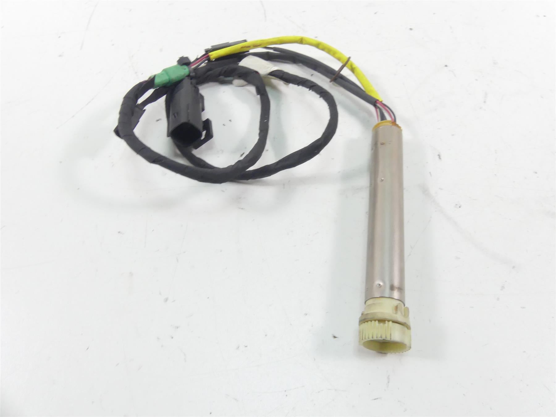 2013 Harley Touring FLHTK Electra Glide Ride By Wire Throttle Sensor 32305-08B {{ shop.shopifyCountryName }} - Mototech271