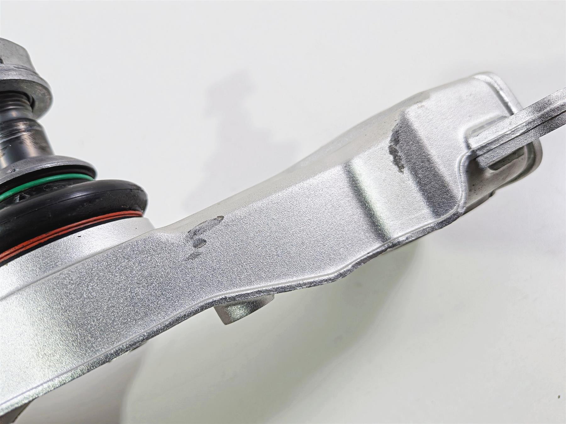 2023 BMW R1250RT RTP K52 Lower Triple Tree Clamp & Ball Joint 31429443338 {{ shop.shopifyCountryName }} - Mototech271