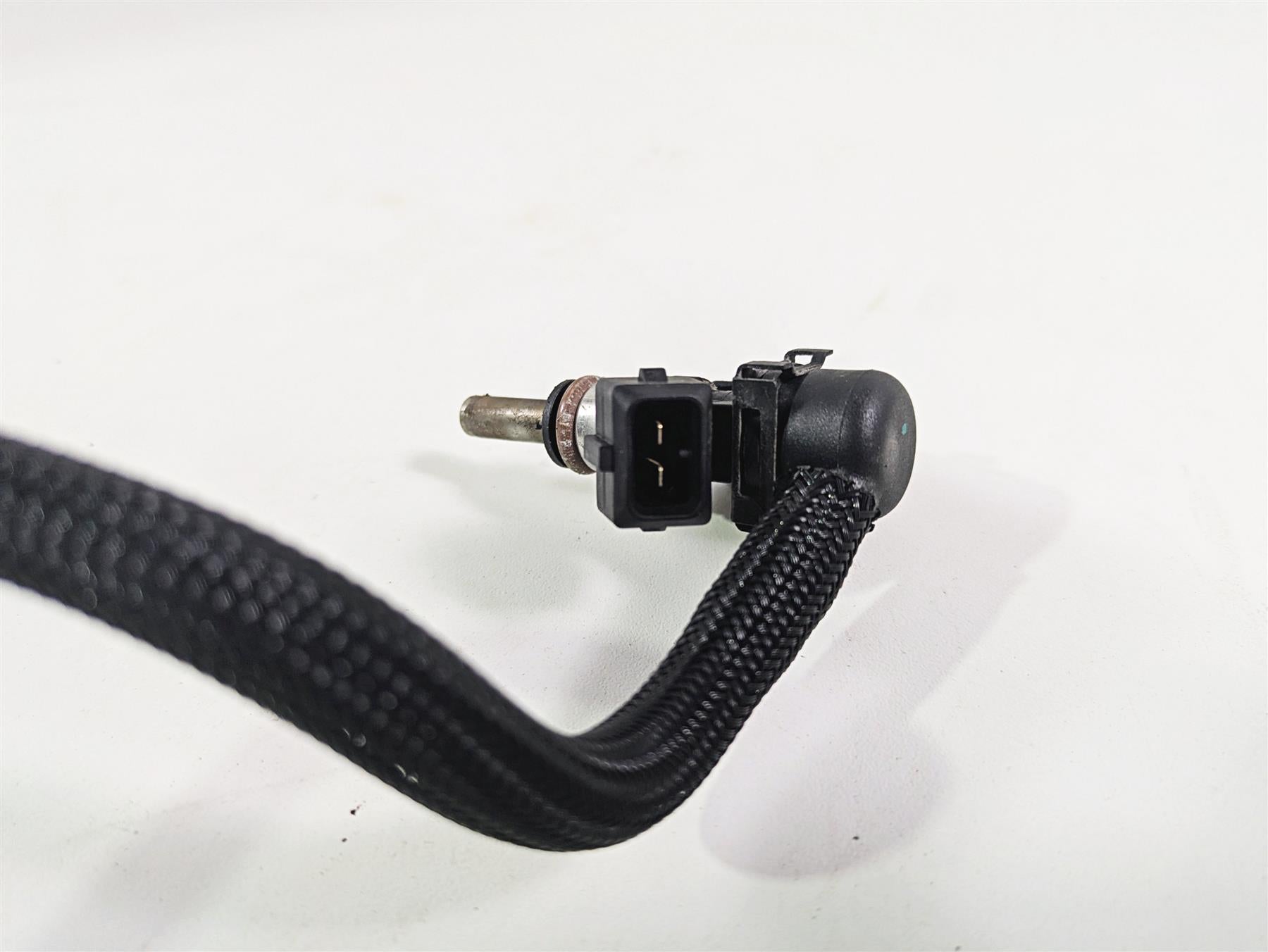 2016 BMW R1200RT K52 Fuel Injectors & Distributor Lines 13538556862 13617672335 {{ shop.shopifyCountryName }} - Mototech271