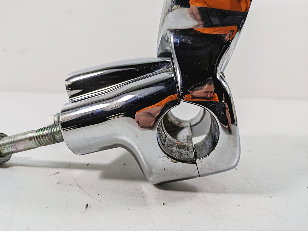 2009 Harley Dyna FXDFSE CVO Fat Bob Handlebar Riser Holder - Read 56274-09 {{ shop.shopifyCountryName }} - Mototech271