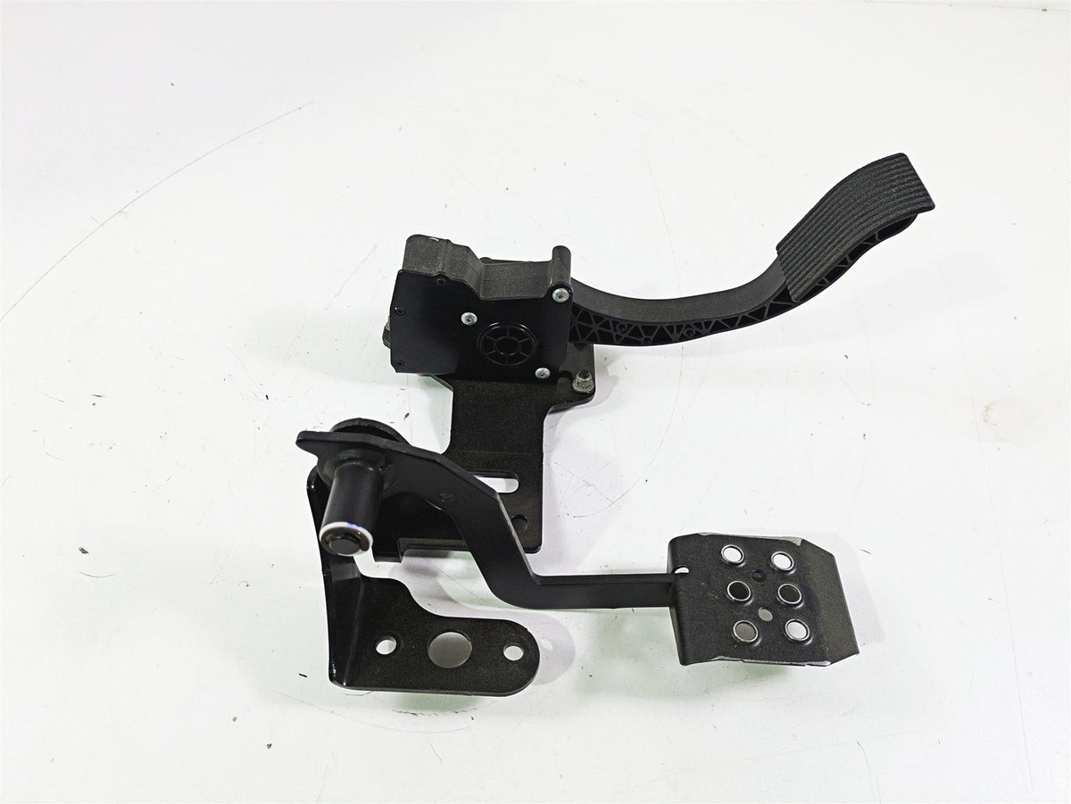 2022 Polaris Ranger 1000 Premium Accelerator & Brake Pedal + Mount 4080107 {{ shop.shopifyCountryName }} - Mototech271