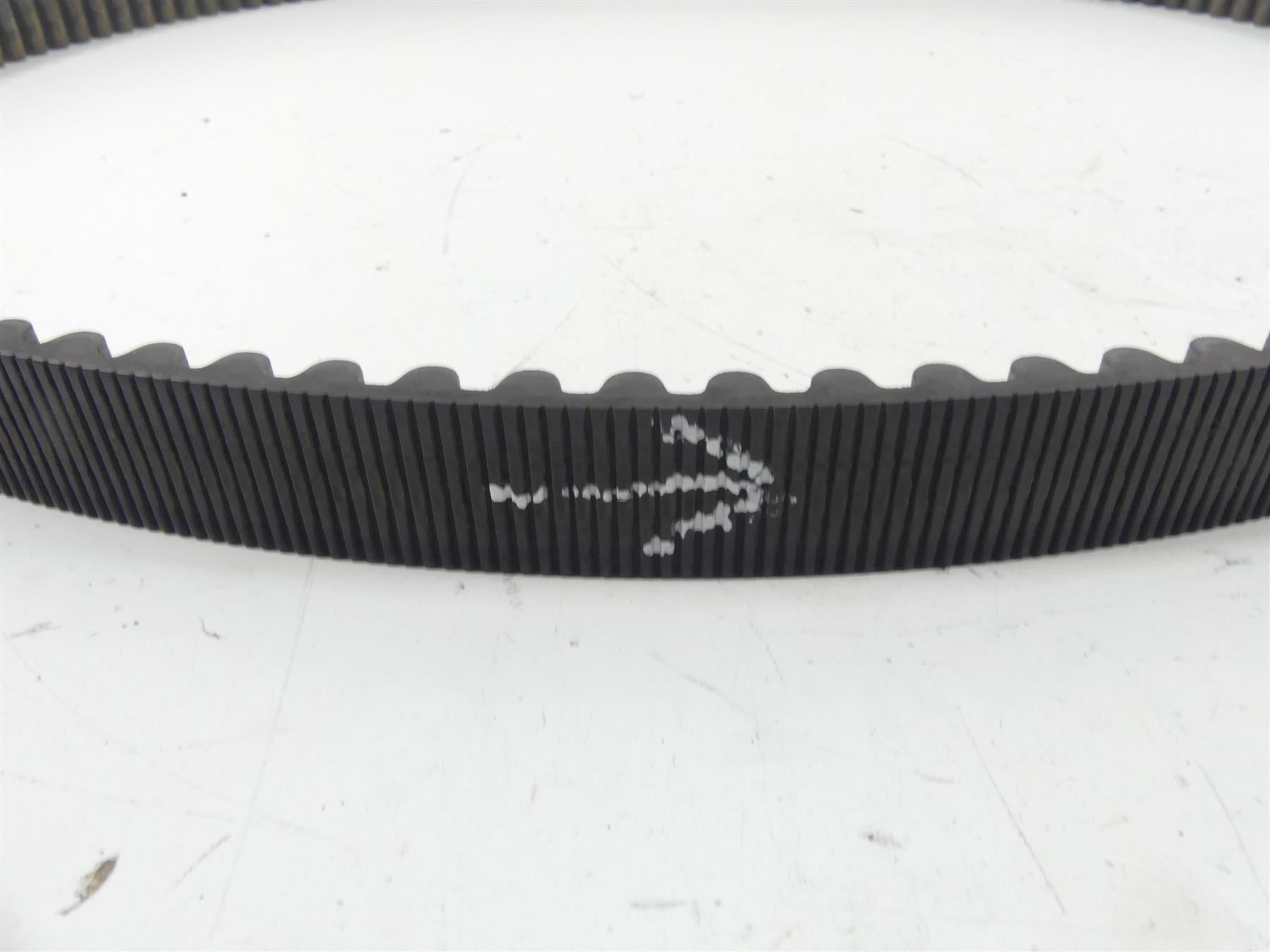2005 Harley Touring CVO FLHTCSE Electra Glide Rear Drive Belt 139T 40040-05 {{ shop.shopifyCountryName }} - Mototech271
