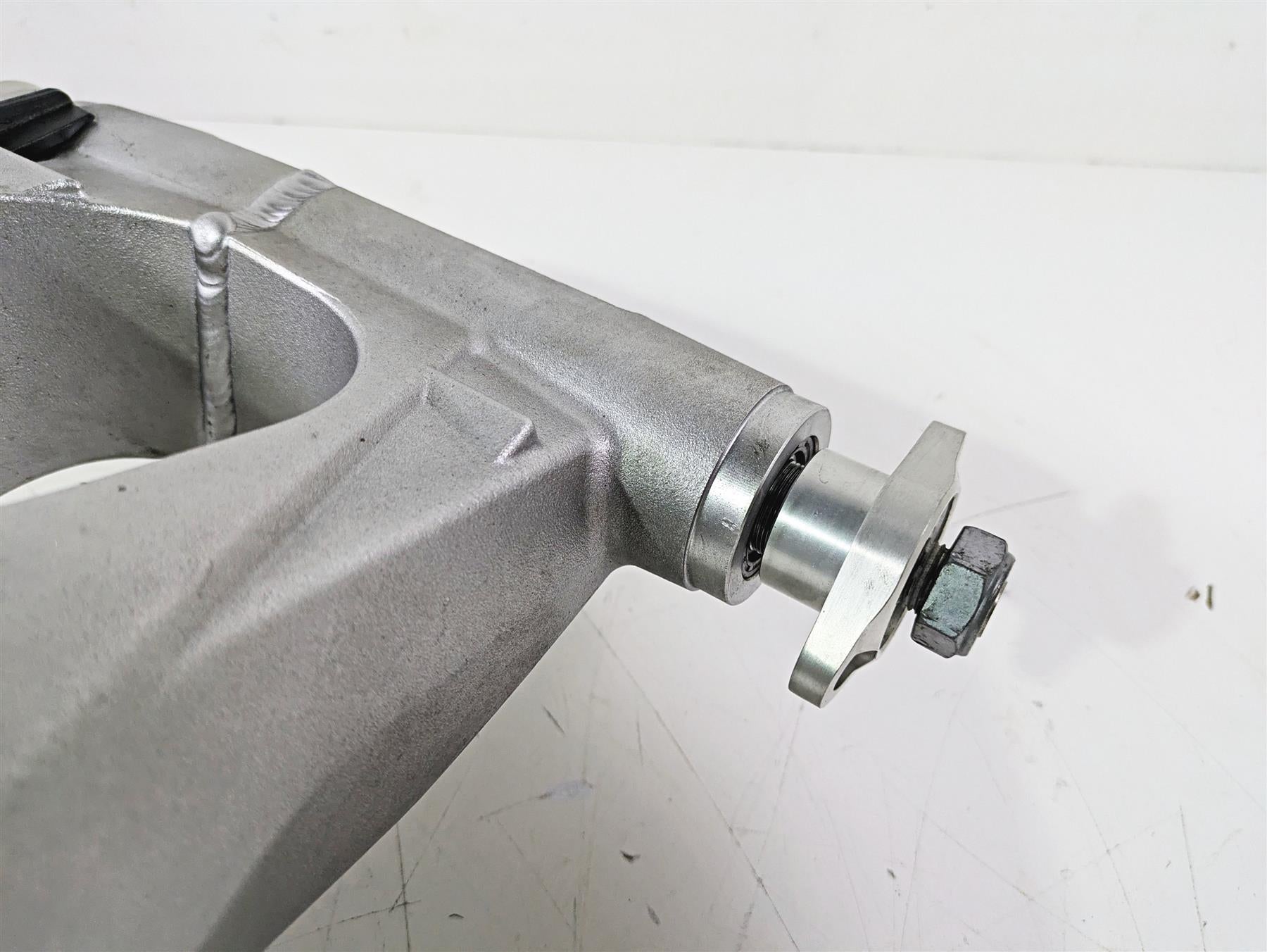 2020 Triumph Daytona 765 Moto2 Rear Swingarm Swing Arm & Axle T2050594 {{ shop.shopifyCountryName }} - Mototech271
