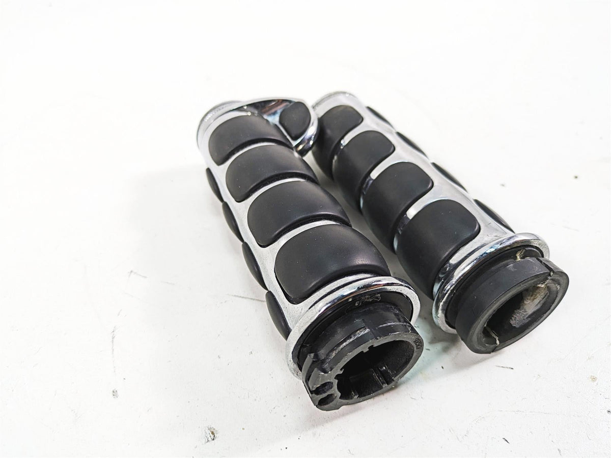 1999 Harley Dyna FXDL Low Rider Chrome Hand Grip Set {{ shop.shopifyCountryName }} - Mototech271