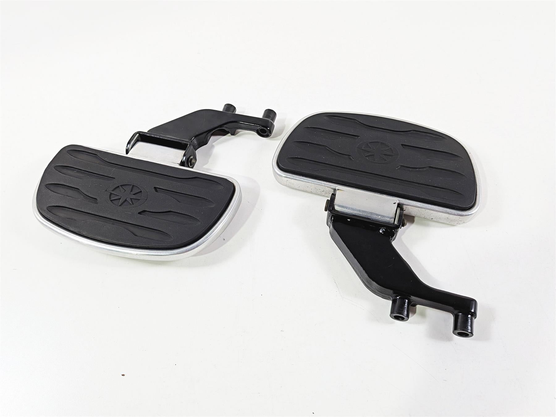 2006 Yamaha XVZ1300 Royal Star Rear Passenger Floor Board Set 4XY-27430-00-00 {{ shop.shopifyCountryName }} - Mototech271