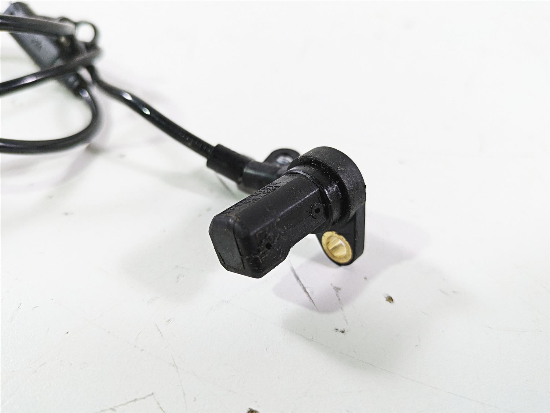 2021 Aprilia RS660 Front Abs Wheel Speed Brake Sensor 859792 {{ shop.shopifyCountryName }} - Mototech271