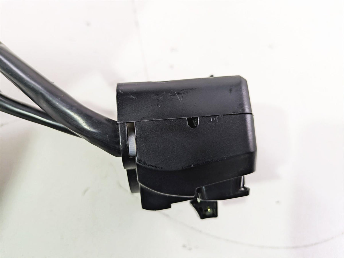 2023 Kawasaki EX400 Ninja Left Hand Turn Signal Control Switch 46091-0372 {{ shop.shopifyCountryName }} - Mototech271