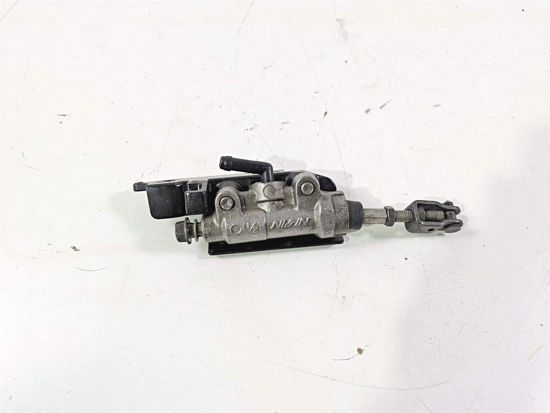 2008 Yamaha XVS1300 V-Star Tourer Rear Brake Master Cylinder 1/2 3D8-2583V-00-00 {{ shop.shopifyCountryName }} - Mototech271