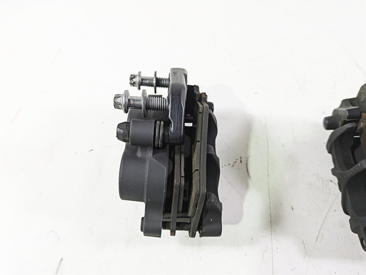 2017 BMW F800GS Adv K75 Brembo Front Brake Caliper Set 34117716715 34117716716 {{ shop.shopifyCountryName }} - Mototech271