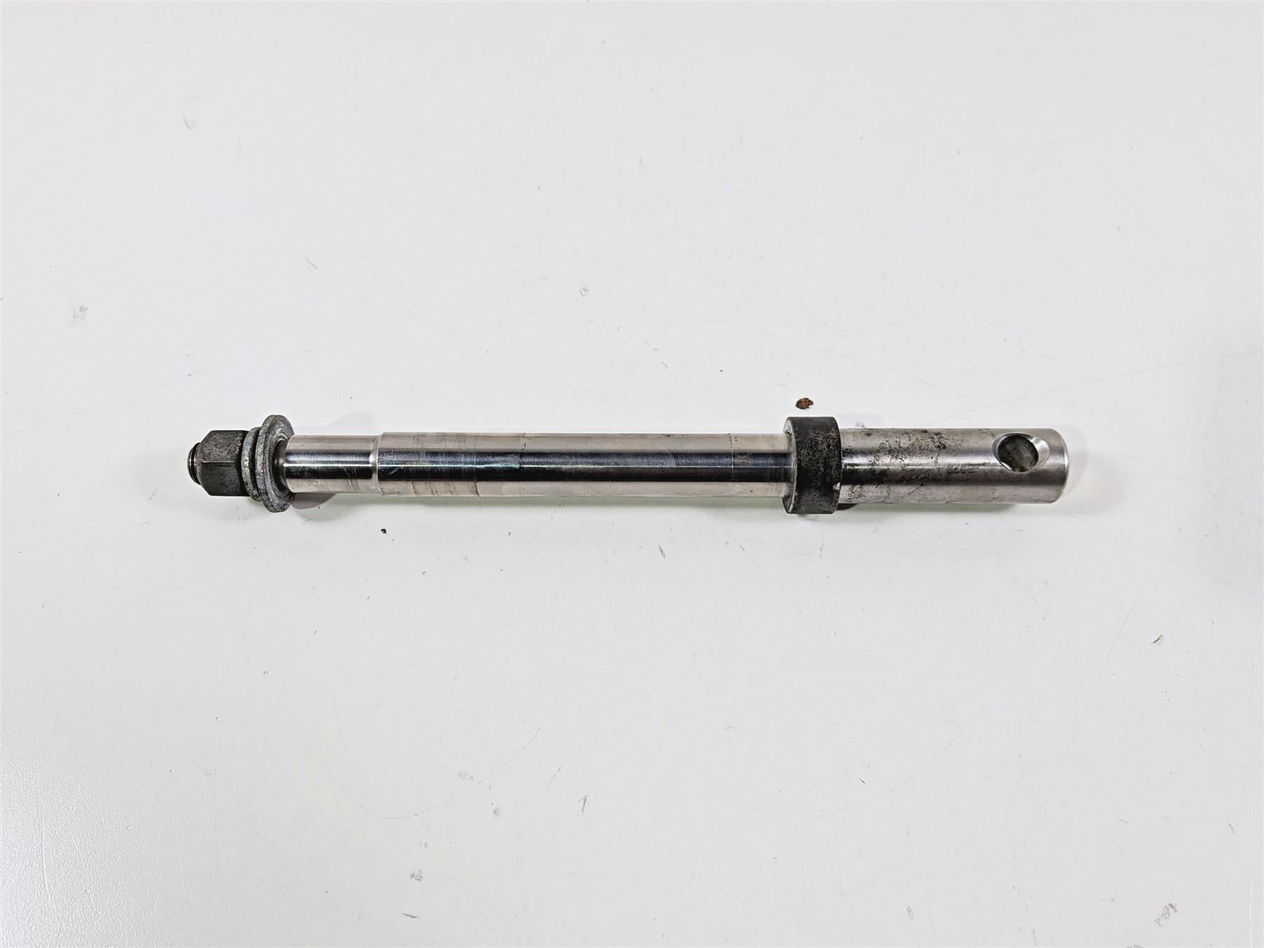 2003 Harley Sportster XL1200 Front Axle Wheel Spindle 43895-00 {{ shop.shopifyCountryName }} - Mototech271