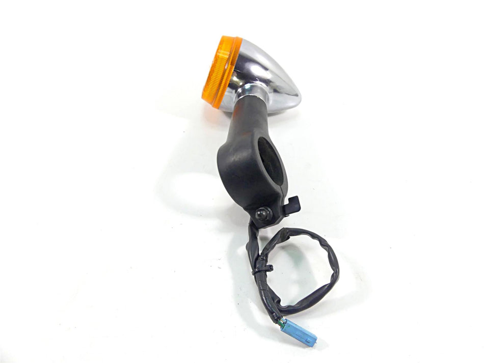 2010 Honda VT1300 CR Stateline Right Front Blinker Turn Signal 33400-MFY-305 {{ shop.shopifyCountryName }} - Mototech271