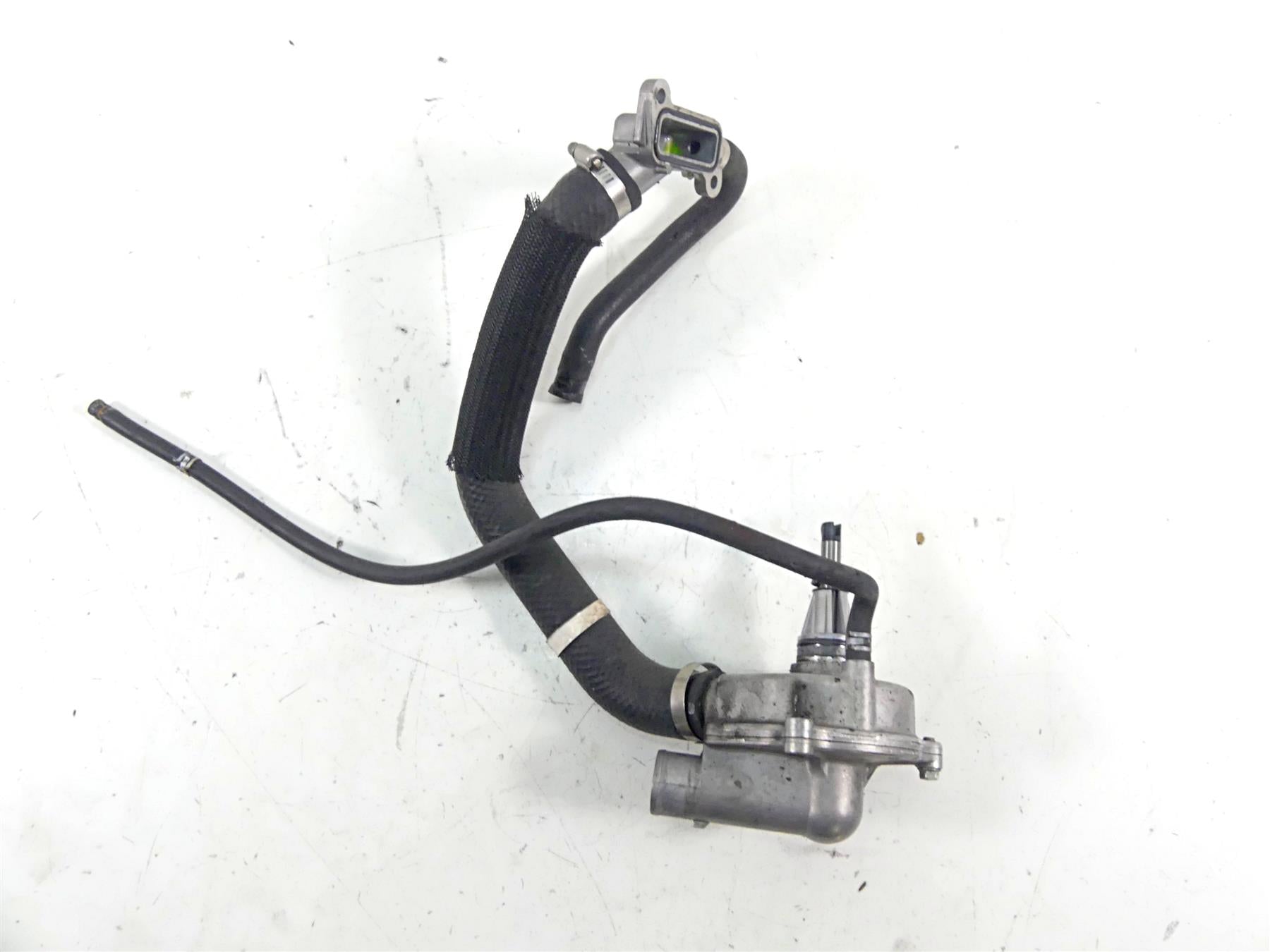 2012 Kawasaki ZX1400 ZX14R Ninja Water Pump & Housing - Tested 49044-0553 {{ shop.shopifyCountryName }} - Mototech271