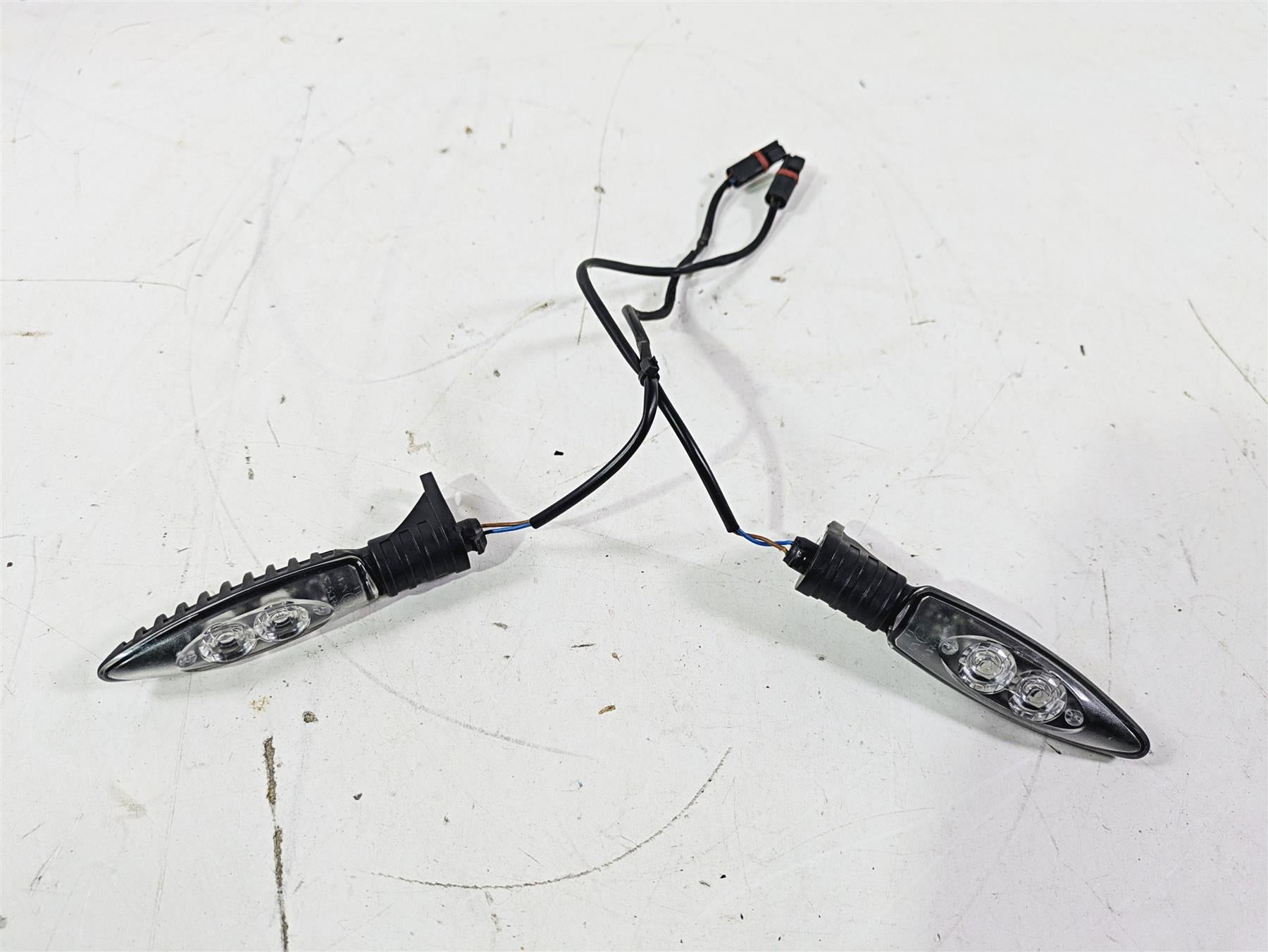 2015 BMW R1200GS Adv K51 Oem LED Front Blinker Turn Signal Set 63238522500 {{ shop.shopifyCountryName }} - Mototech271