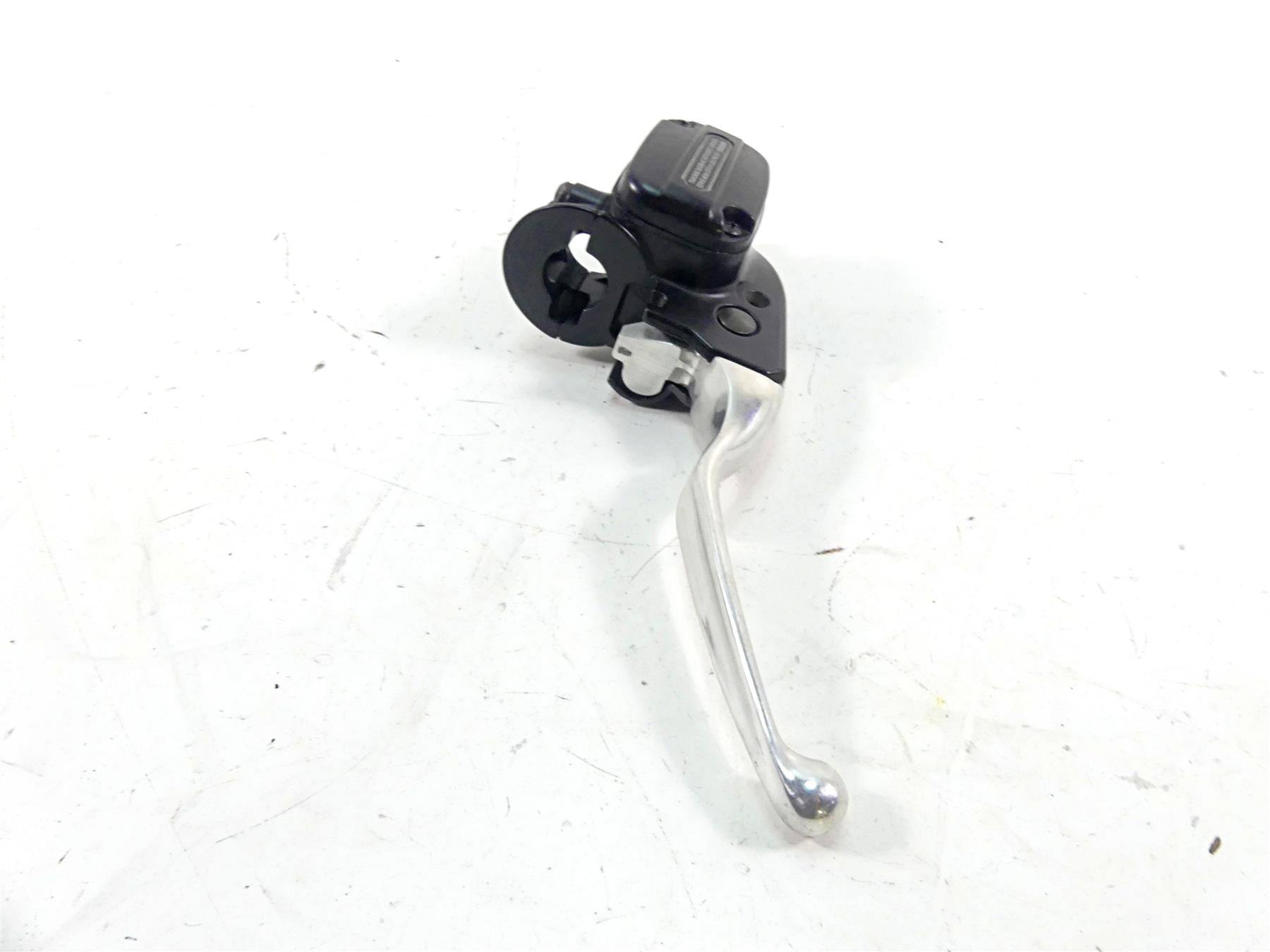 2008 Harley Touring FLHX Street Glide Front 11/16 Brake Master Cylinder 44551-08 {{ shop.shopifyCountryName }} - Mototech271