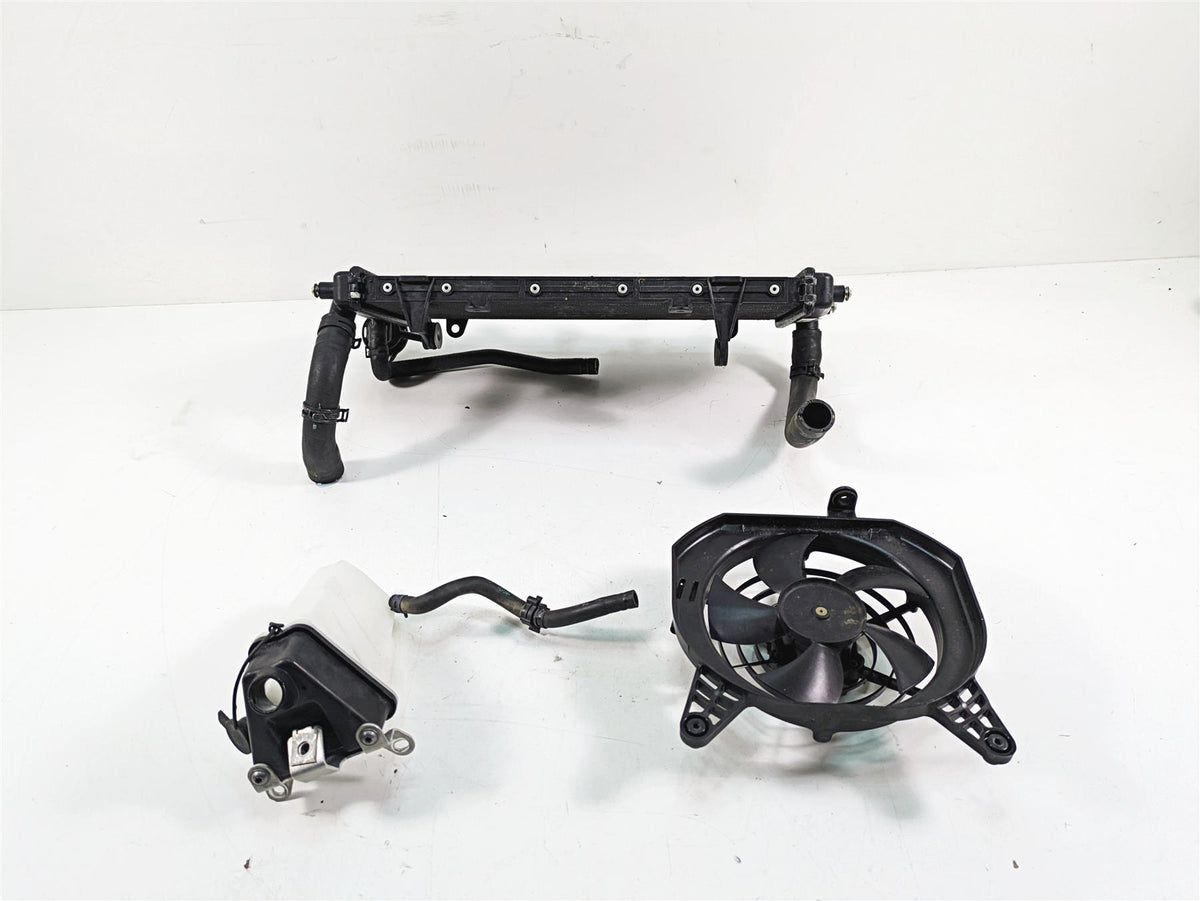 2016 BMW R1200R K53 Radiator Fan Reservoir Hoses Set - No Leaks 17118525833 {{ shop.shopifyCountryName }} - Mototech271