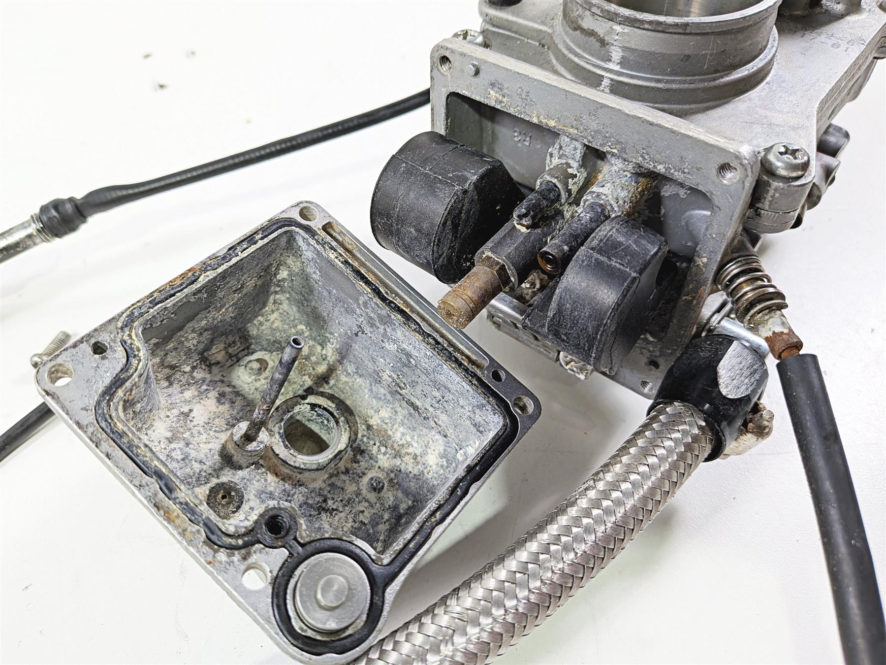 Harley Davidson Big Twin Mikuni Flat Slide Carburetor Carb HSR42 TM42-6 {{ shop.shopifyCountryName }} - Mototech271