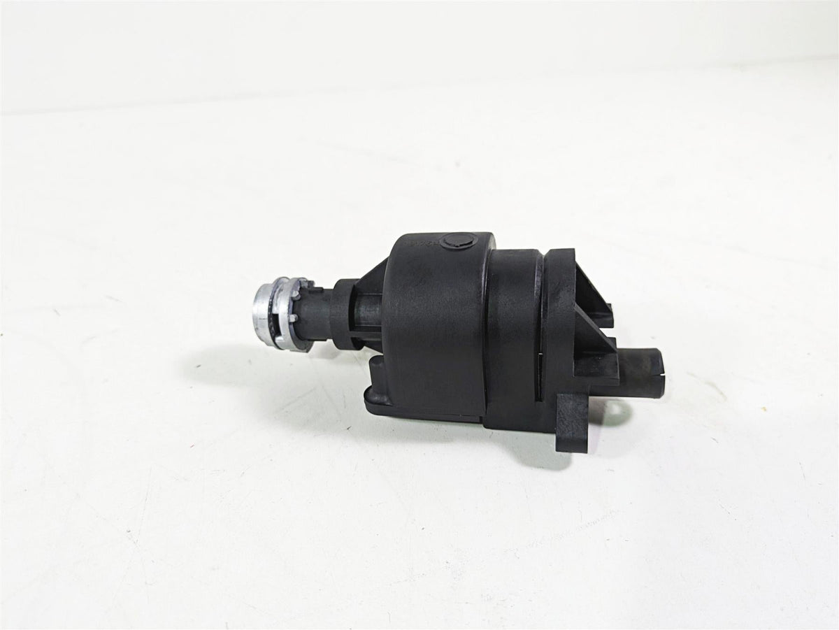 2020 Harley Touring FLHT Electra Glide Ignition Fork Lock Base - Read 71400012B {{ shop.shopifyCountryName }} - Mototech271