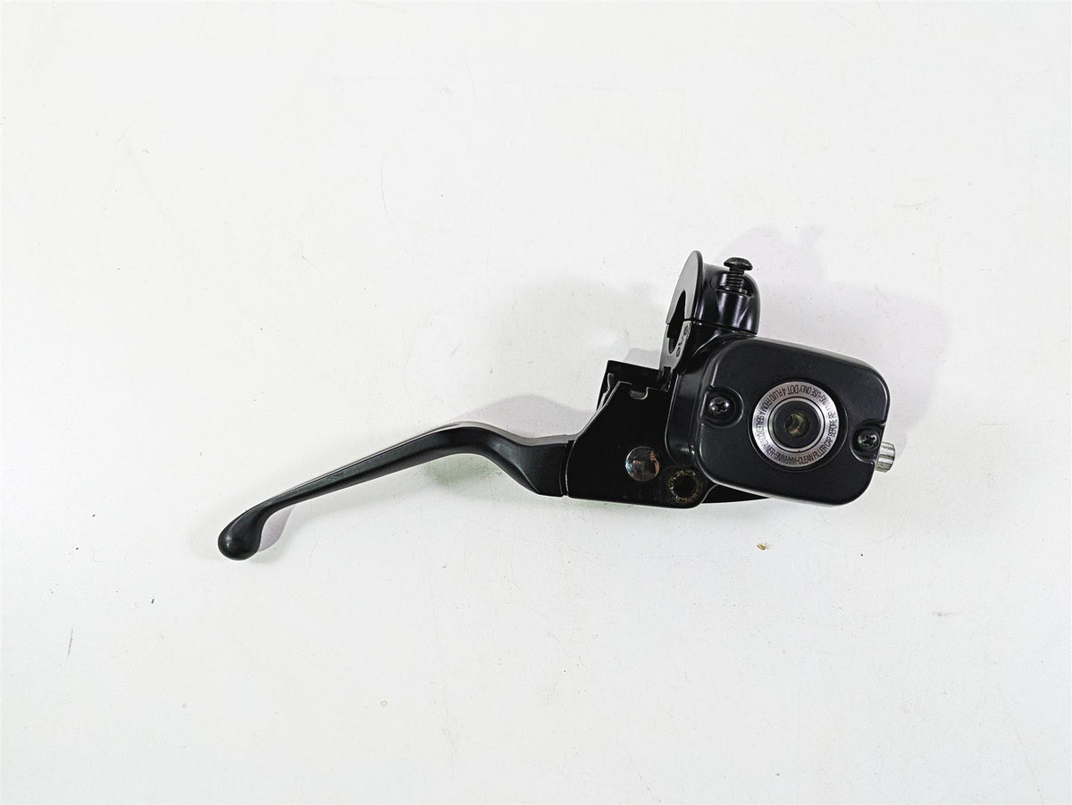 2017 Harley Dyna FXDB Street Bob Front Brake Master Cylinder 9/16" 45029-11D {{ shop.shopifyCountryName }} - Mototech271