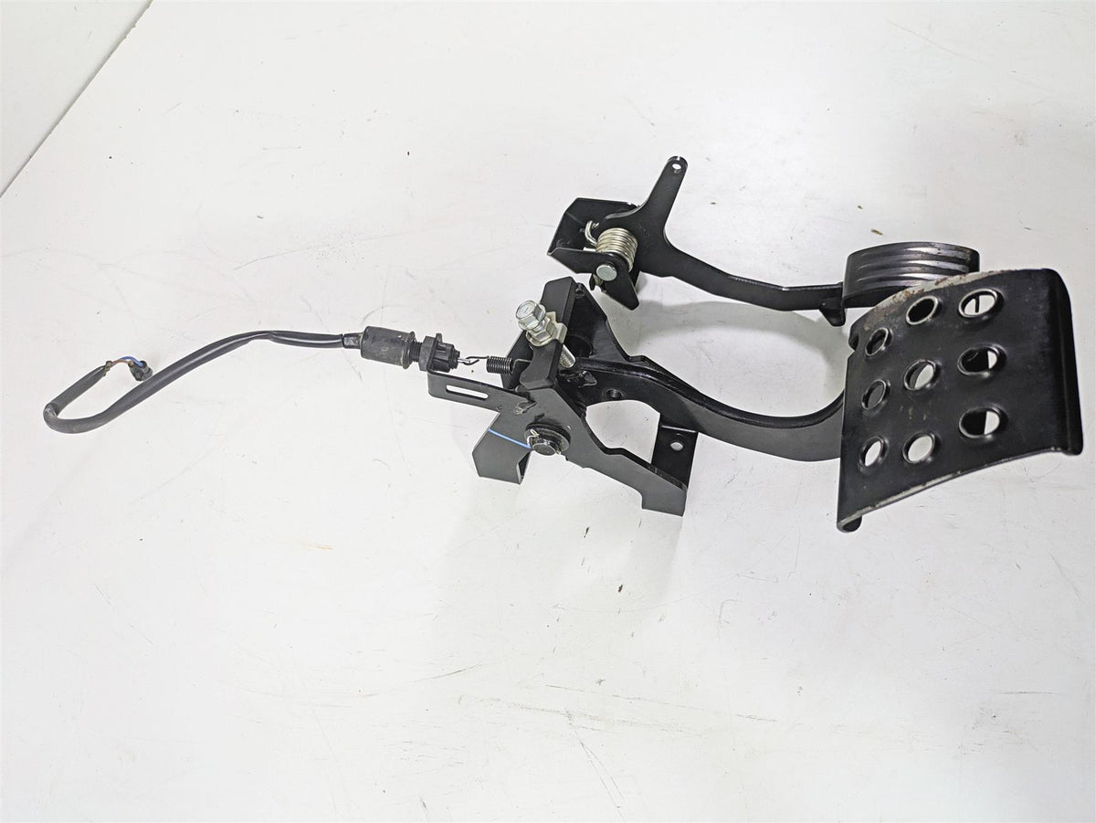 2021 Kawasaki Teryx KRX KRF 1000 Brake Accelerate Foot Pedal Set 43001-0767 {{ shop.shopifyCountryName }} - Mototech271