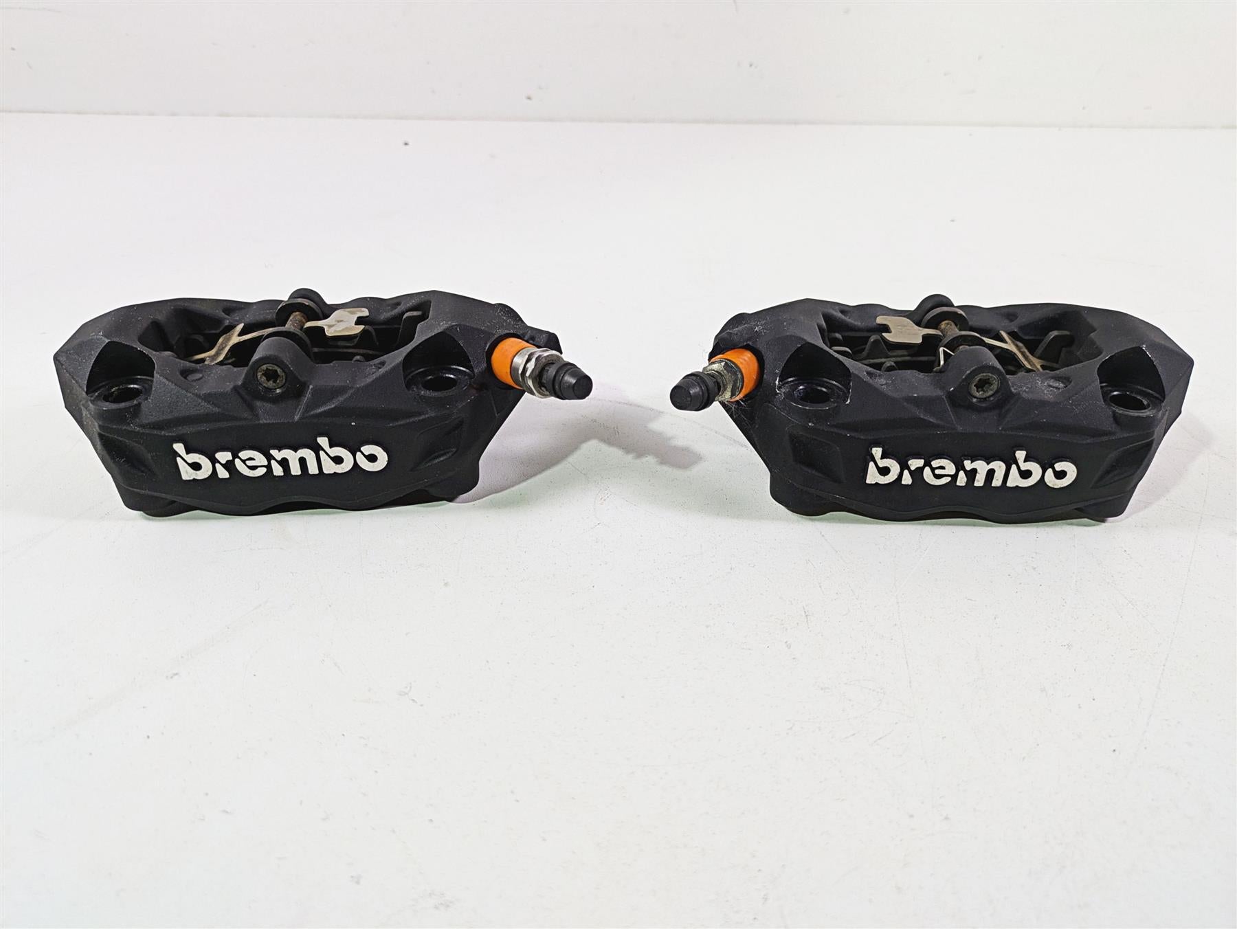 2017 BMW R1200 GS K50 Front Brake Caliper Set 100mm 34118556205 34118556206