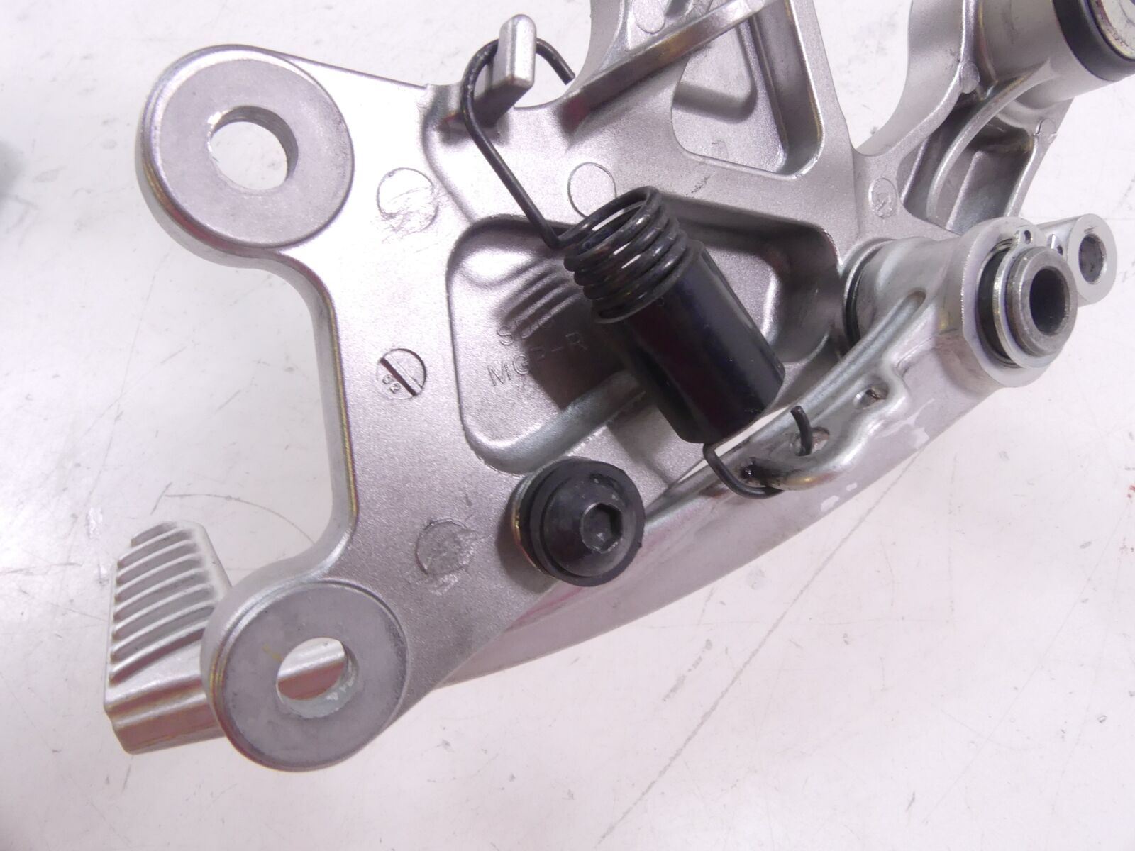 2014 Honda CBR1000 SP Fireblade Right Front Footpeg Brake Pedal 50600-MGPD60 {{ shop.shopifyCountryName }} - Mototech271