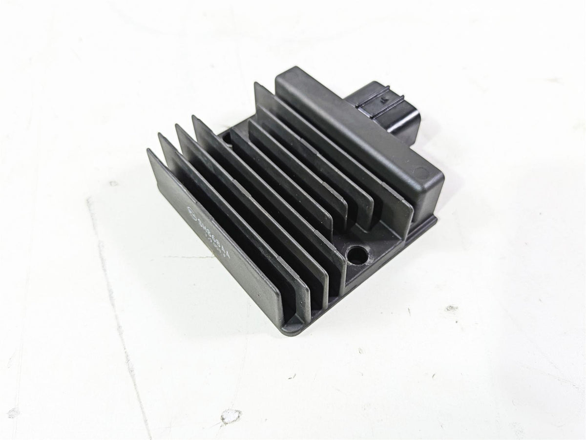 2024 Kawasaki ZX6R ZX636 Ninja Rectifier Voltage Regulator SH868AA 21066-0756 {{ shop.shopifyCountryName }} - Mototech271