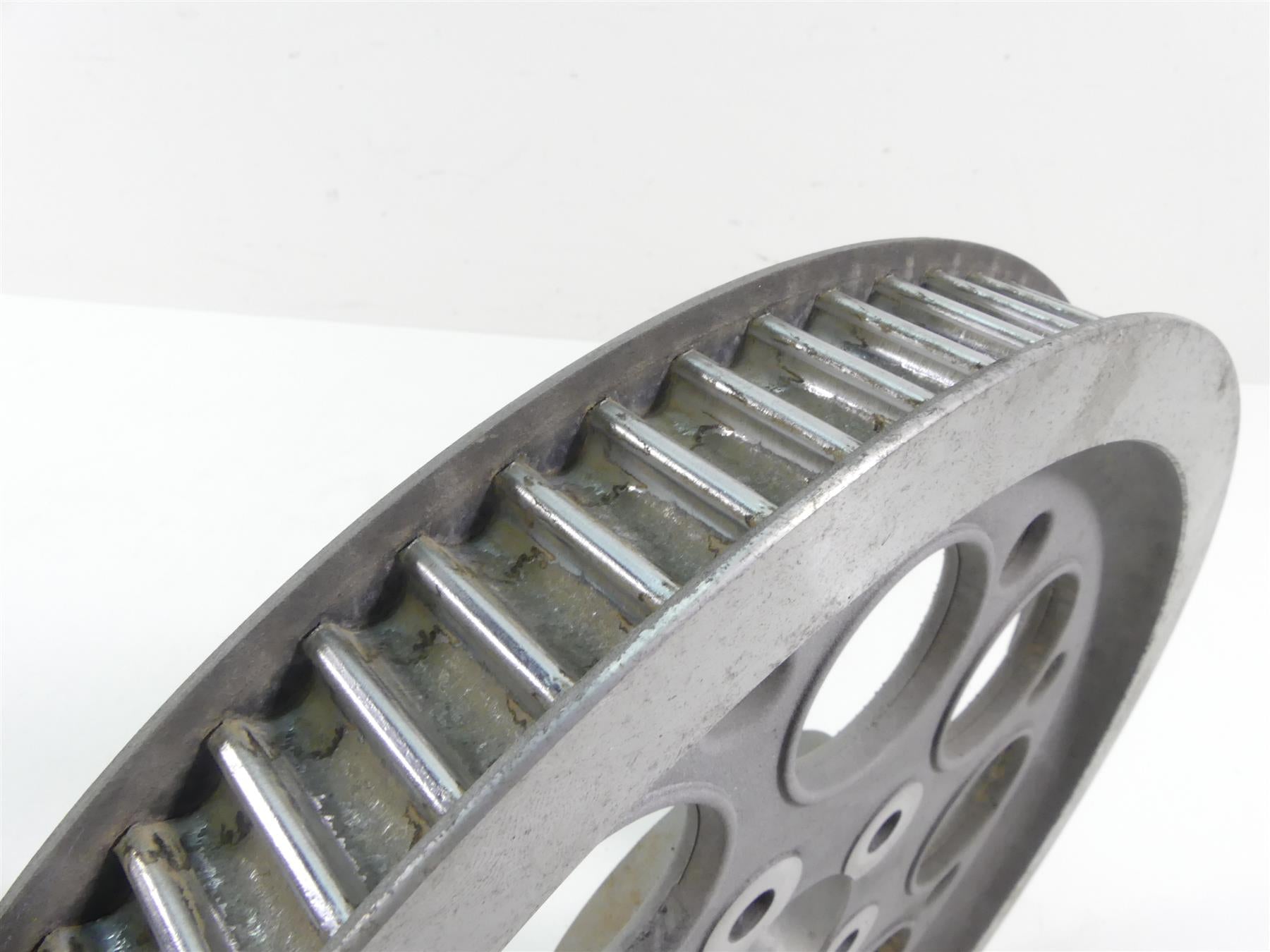 2004 Harley FLHTC SE CVO Electra Glide Rear Drive Belt Pulley 70T 40117-00 {{ shop.shopifyCountryName }} - Mototech271