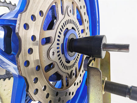 2020 Kawasaki Z900 ZR900 Nice Straight 17x5.5 Rear Wheel Rim Blue 41073-0713-60J {{ shop.shopifyCountryName }} - Mototech271