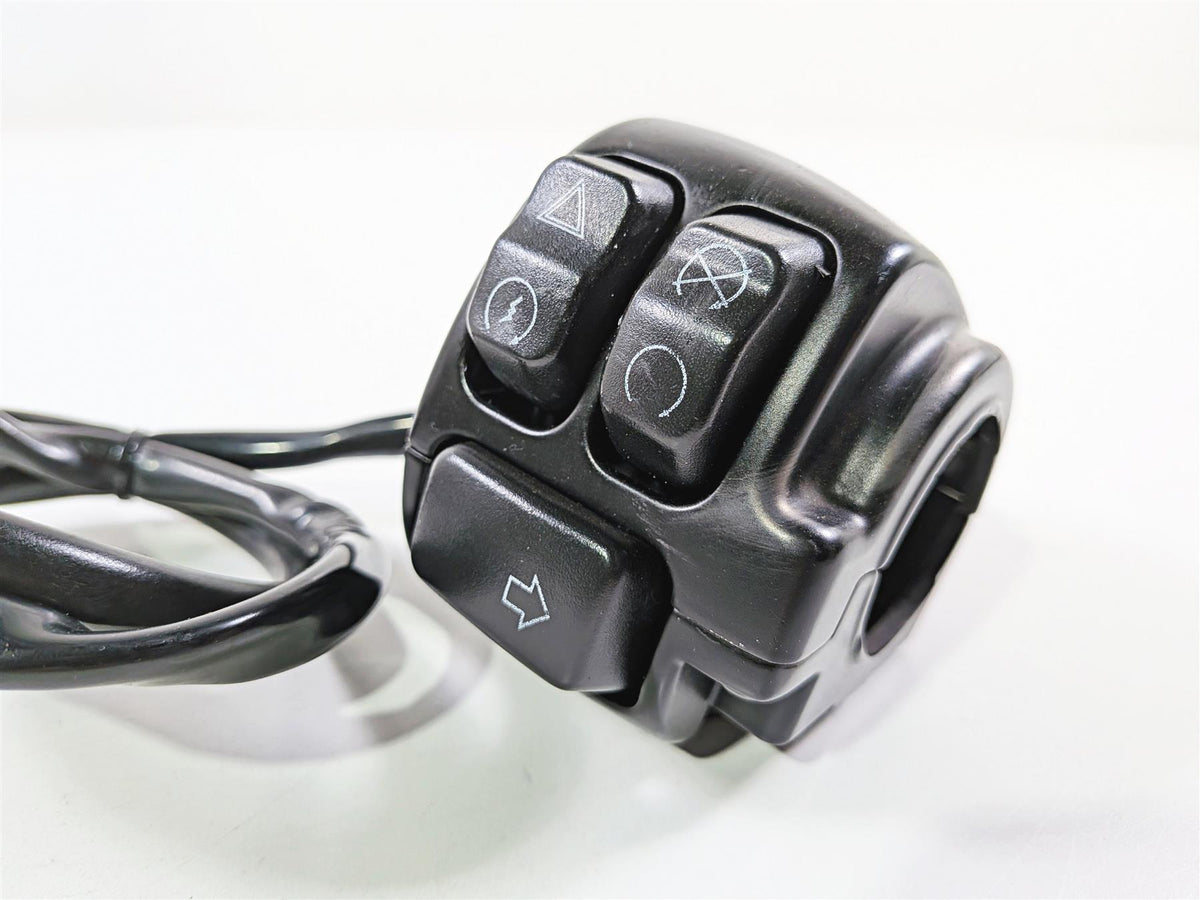 2022 Harley Softail FXLRST Low Rider Right Hand Control Switch -Read 71500462A {{ shop.shopifyCountryName }} - Mototech271