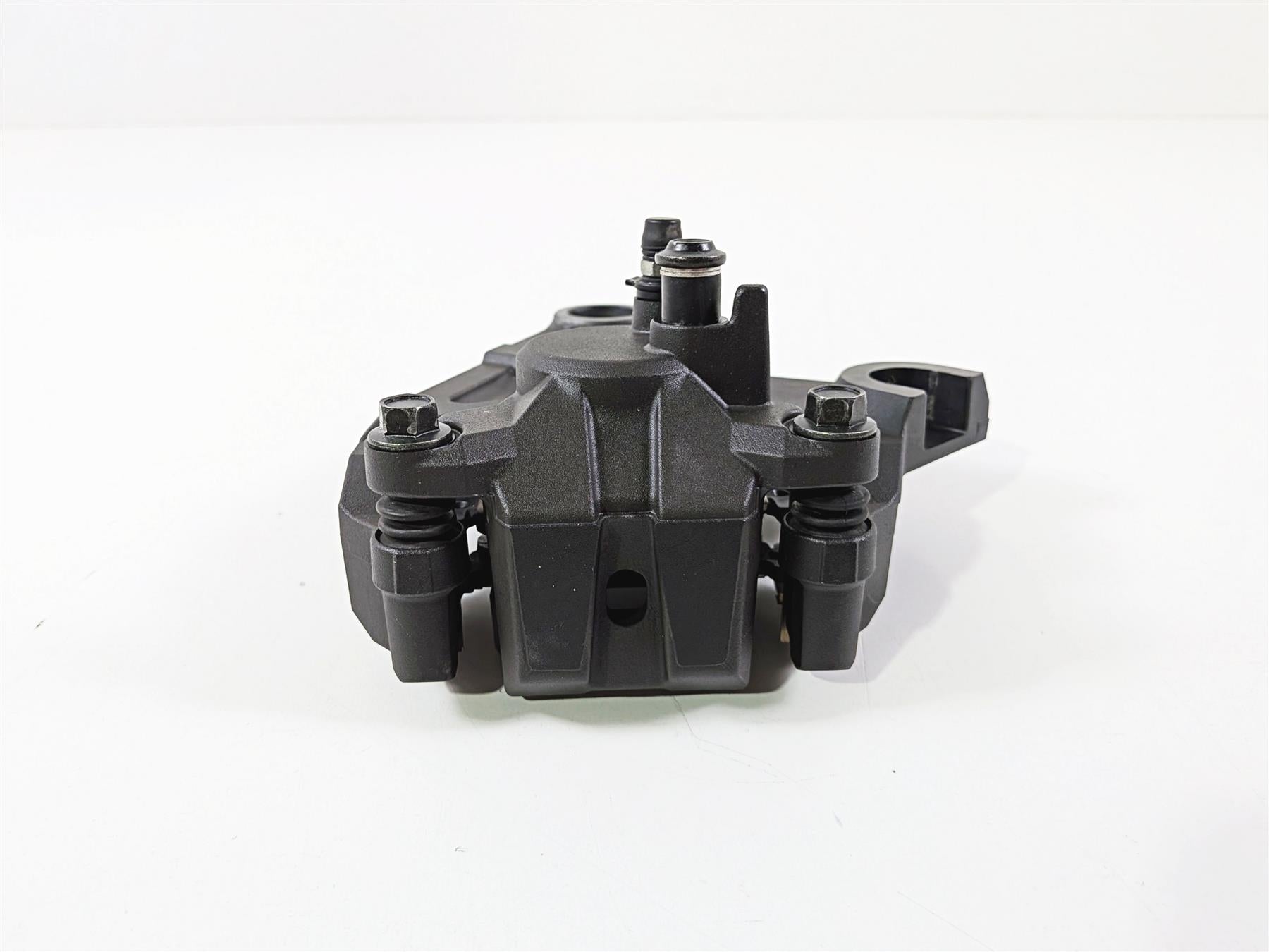 2009 Yamaha VMX17 V-Max 1700 Rear Brake Caliper 2S3-2580W-00-00 2S3-2580W-01-00-Mototech271