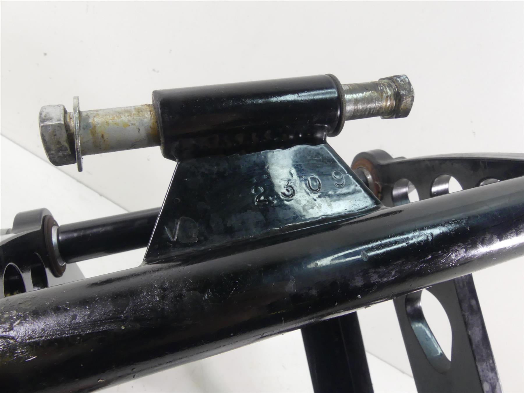 2001 Indian Centennial Scout Swingarm Swing Arm Belt Guards 3/4" Axle 16-003 {{ shop.shopifyCountryName }} - Mototech271
