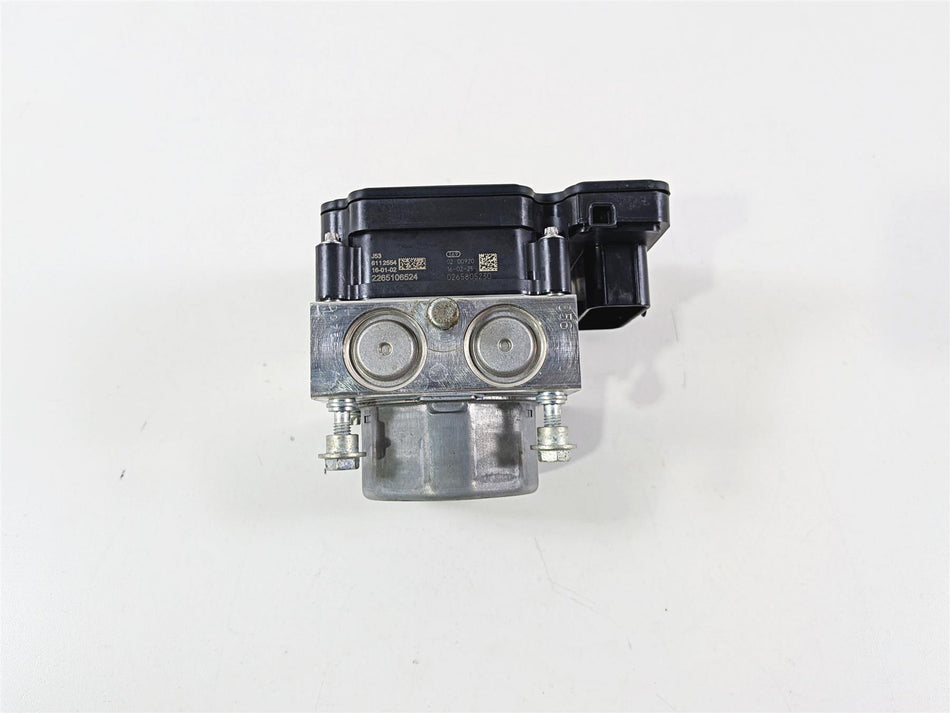 2016 Yamaha YZF R1 RN32 Abs Brake Pump Module Unit 2CR-85930-09-00 {{ shop.shopifyCountryName }} - Mototech271