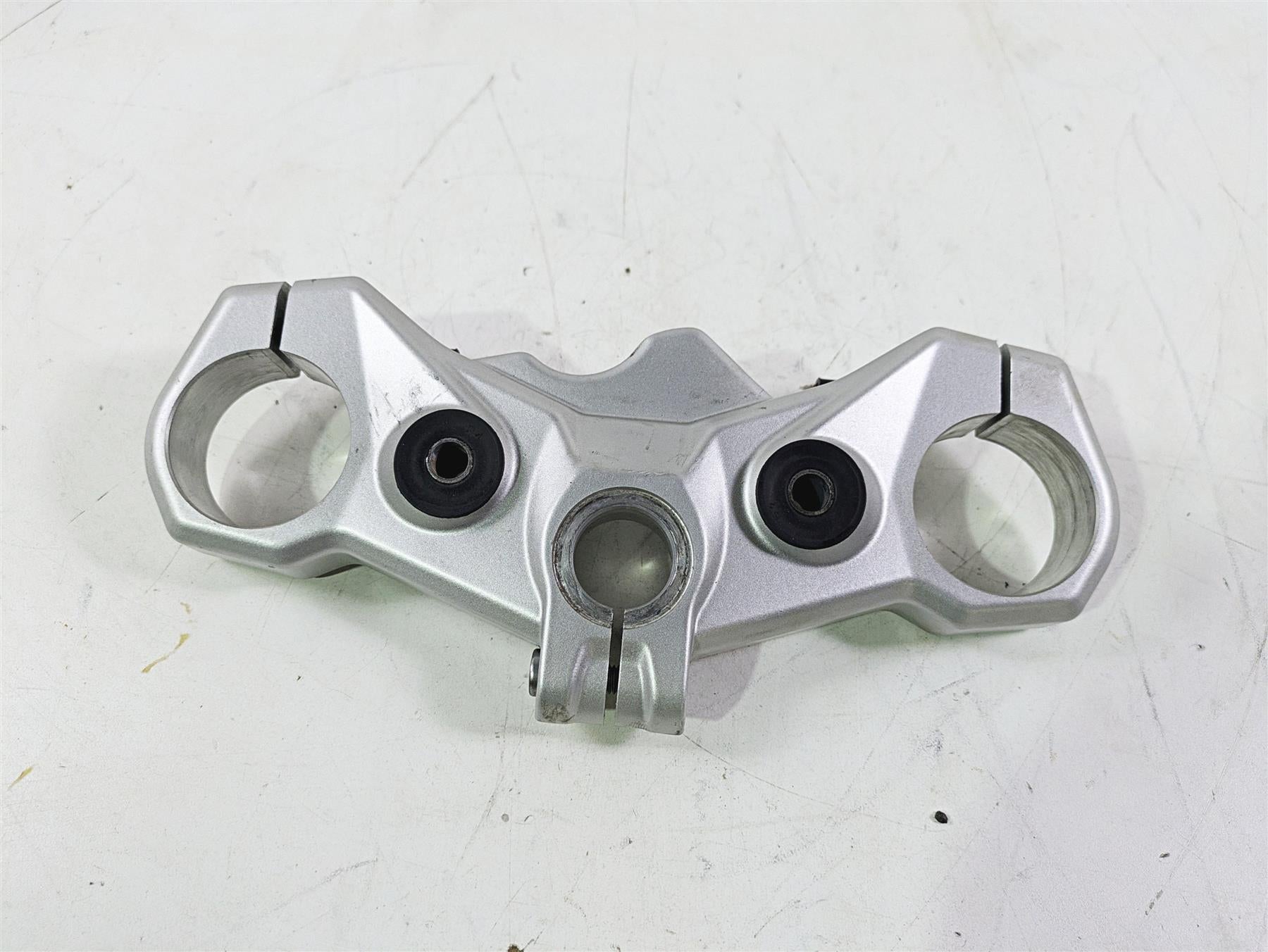 2023 BMW G310R K03 Upper Triple Tree Steering Clamp 31428554115 {{ shop.shopifyCountryName }} - Mototech271