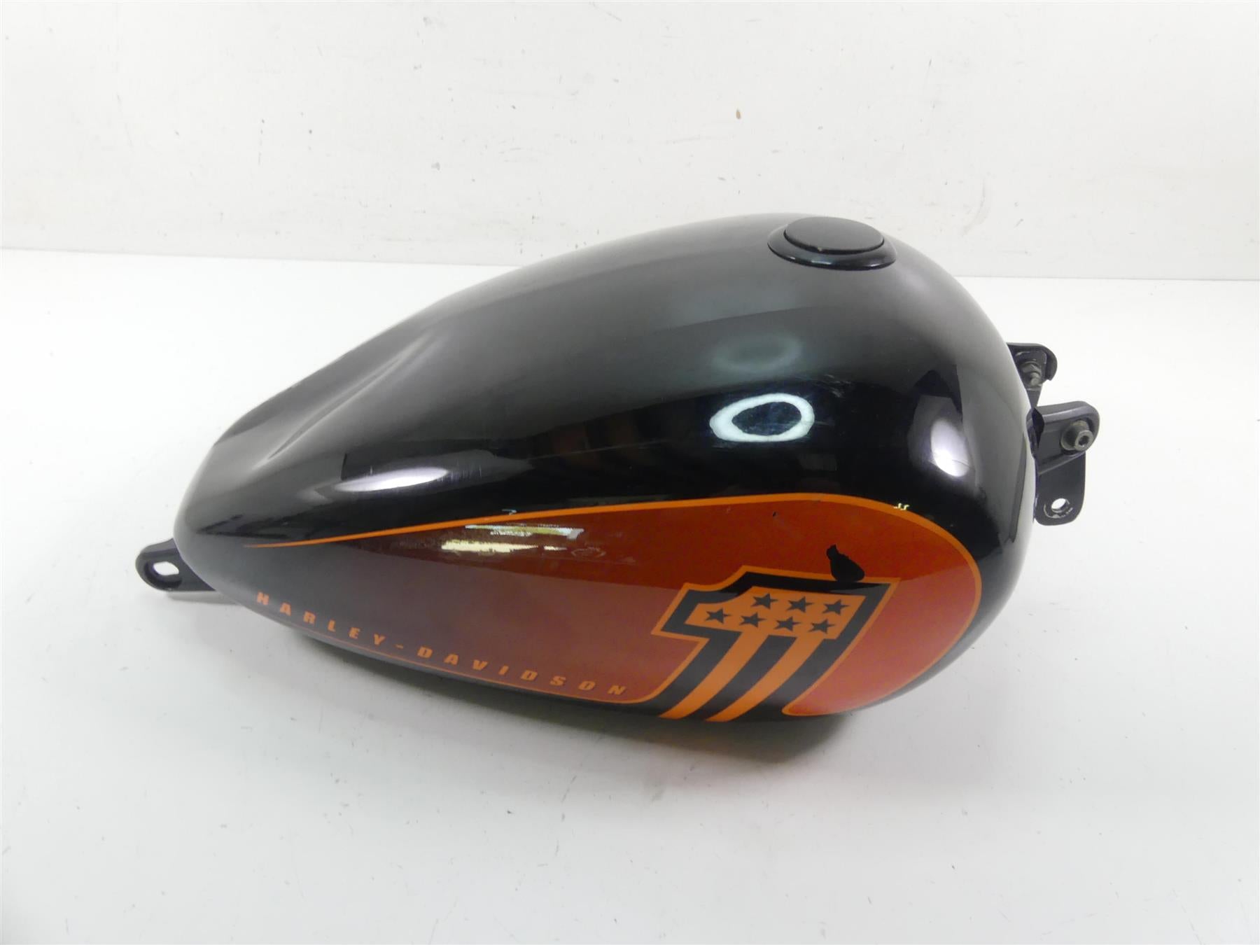 2021 Harley Softail FXBBS Street Bob Fuel Gas  Petrol Tank - Dented 61000673