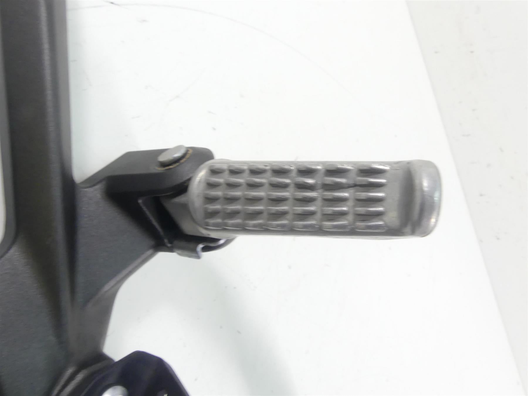 2021 Kawasaki ZX1400 ZX14R Ninja Rear Passenger Footpeg Set 35063-0783-18R {{ shop.shopifyCountryName }} - Mototech271