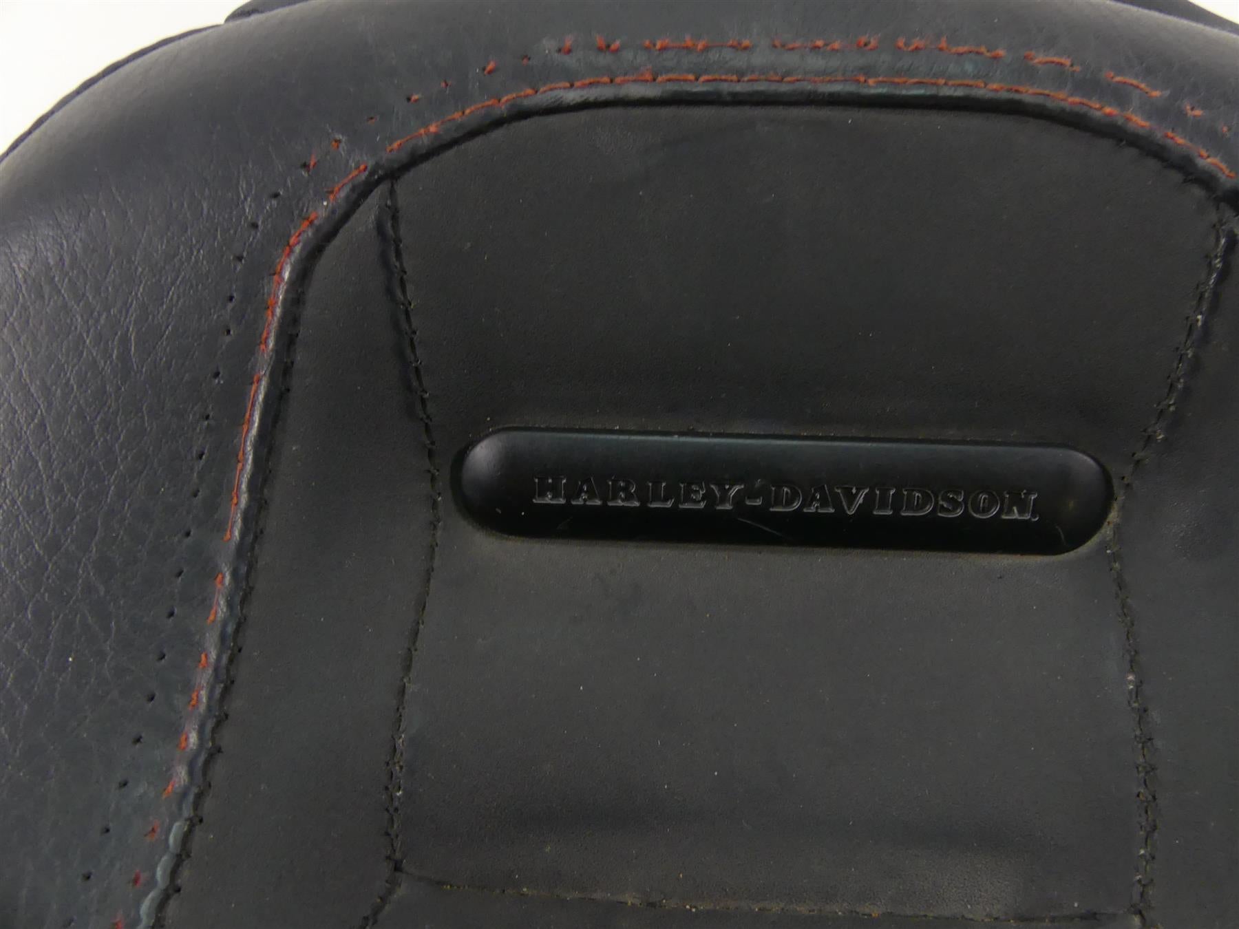 2018 Harley FXBRS Softail Breakout Front Rider Seat Saddle 52000262 {{ shop.shopifyCountryName }} - Mototech271