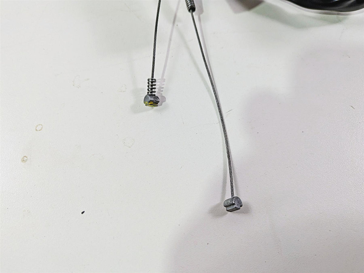 2009 Harley XR1200 Sportster Right Hand Control Switch Throttle -Read 71684-06A {{ shop.shopifyCountryName }} - Mototech271