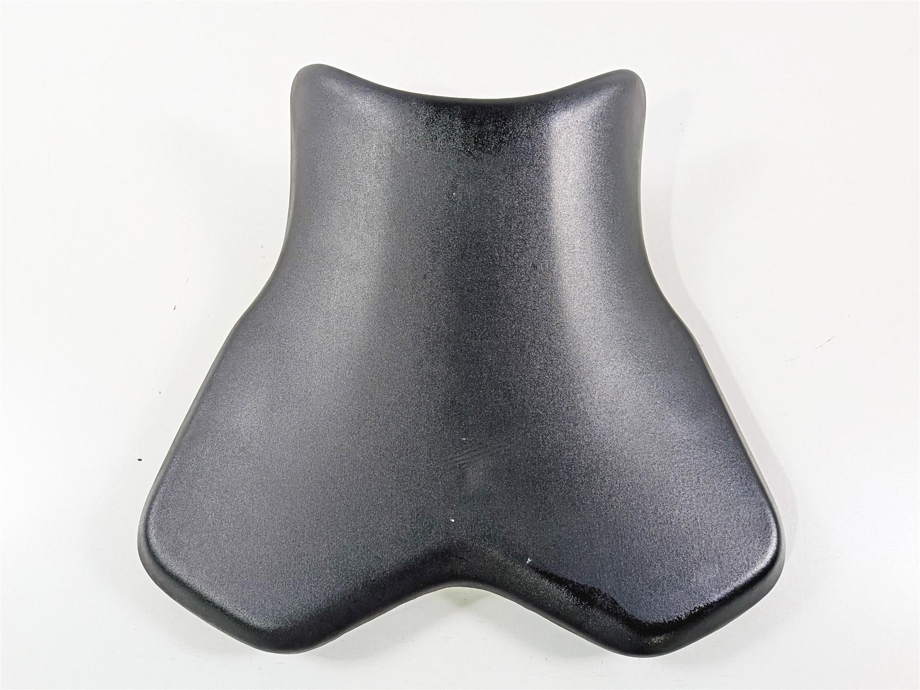 2024 Yamaha YZF R1 RN65 Front Rider Driver Saddle Seat 2CR-24710-01-00 {{ shop.shopifyCountryName }} - Mototech271