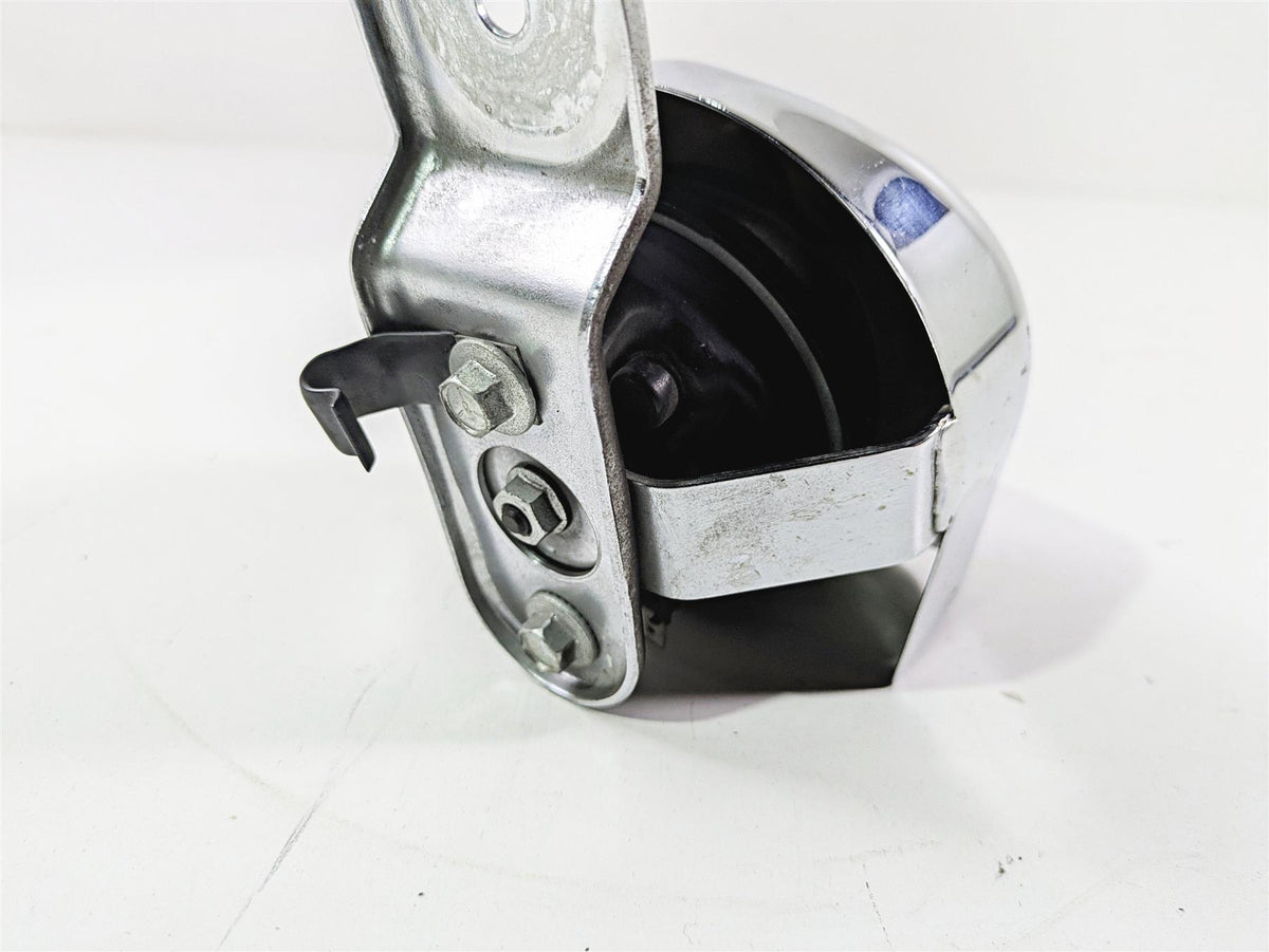 2017 Harley Softail Heritage Classic FLSTC Horn & Cover 61300478A 69060-90H {{ shop.shopifyCountryName }} - Mototech271