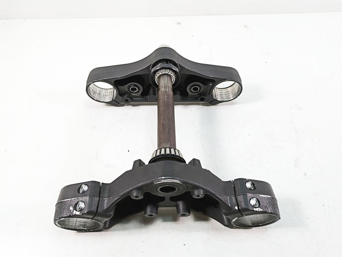 2016 Suzuki M109R VZR1800 Upper Lower Triple Tree Set 51311-48G30 51410-48G30 {{ shop.shopifyCountryName }} - Mototech271