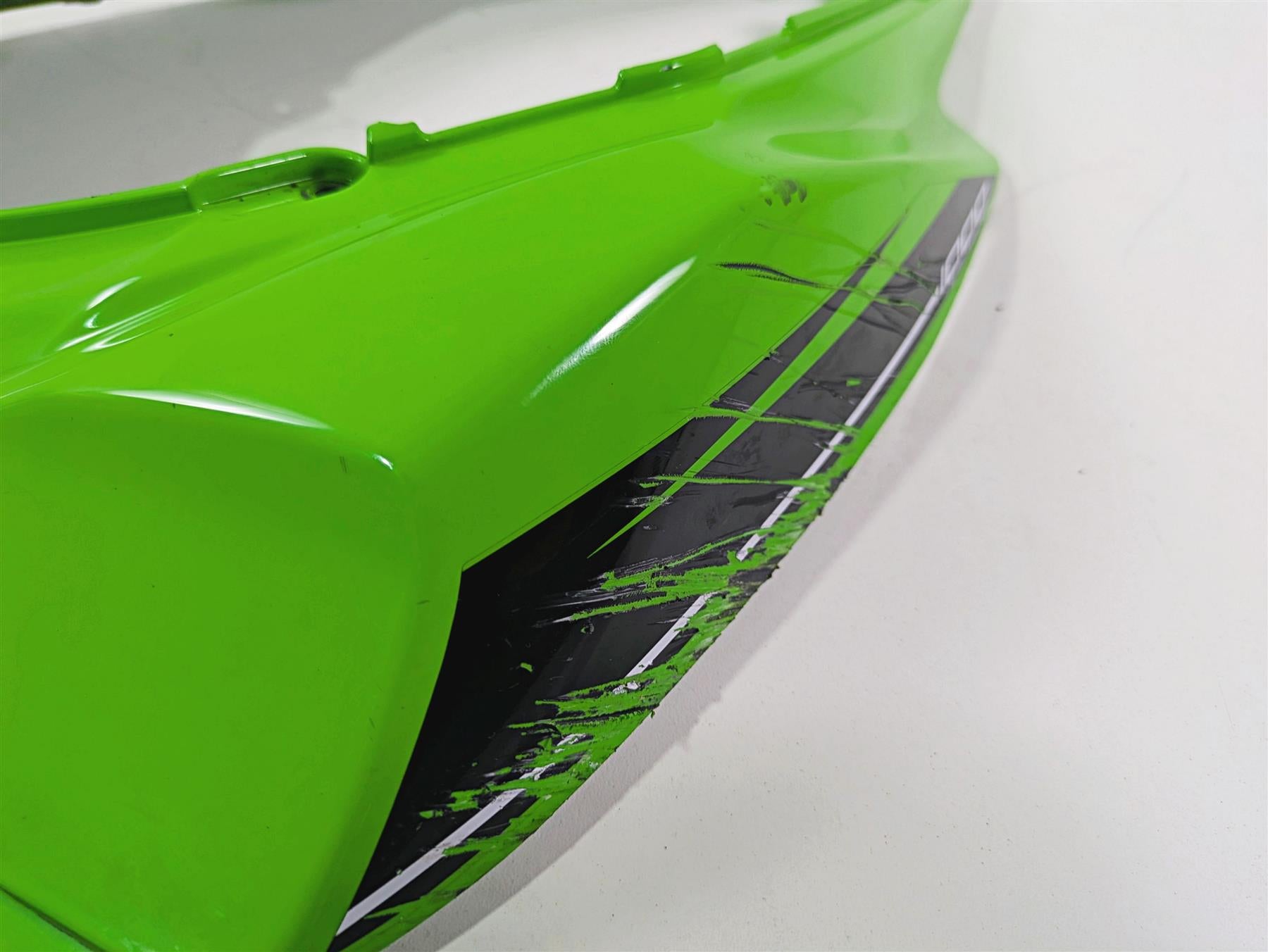 2016 Kawasaki ZX10R Ninja Rear Center Tail Cover Fairing - Read 36041-0024-51B {{ shop.shopifyCountryName }} - Mototech271