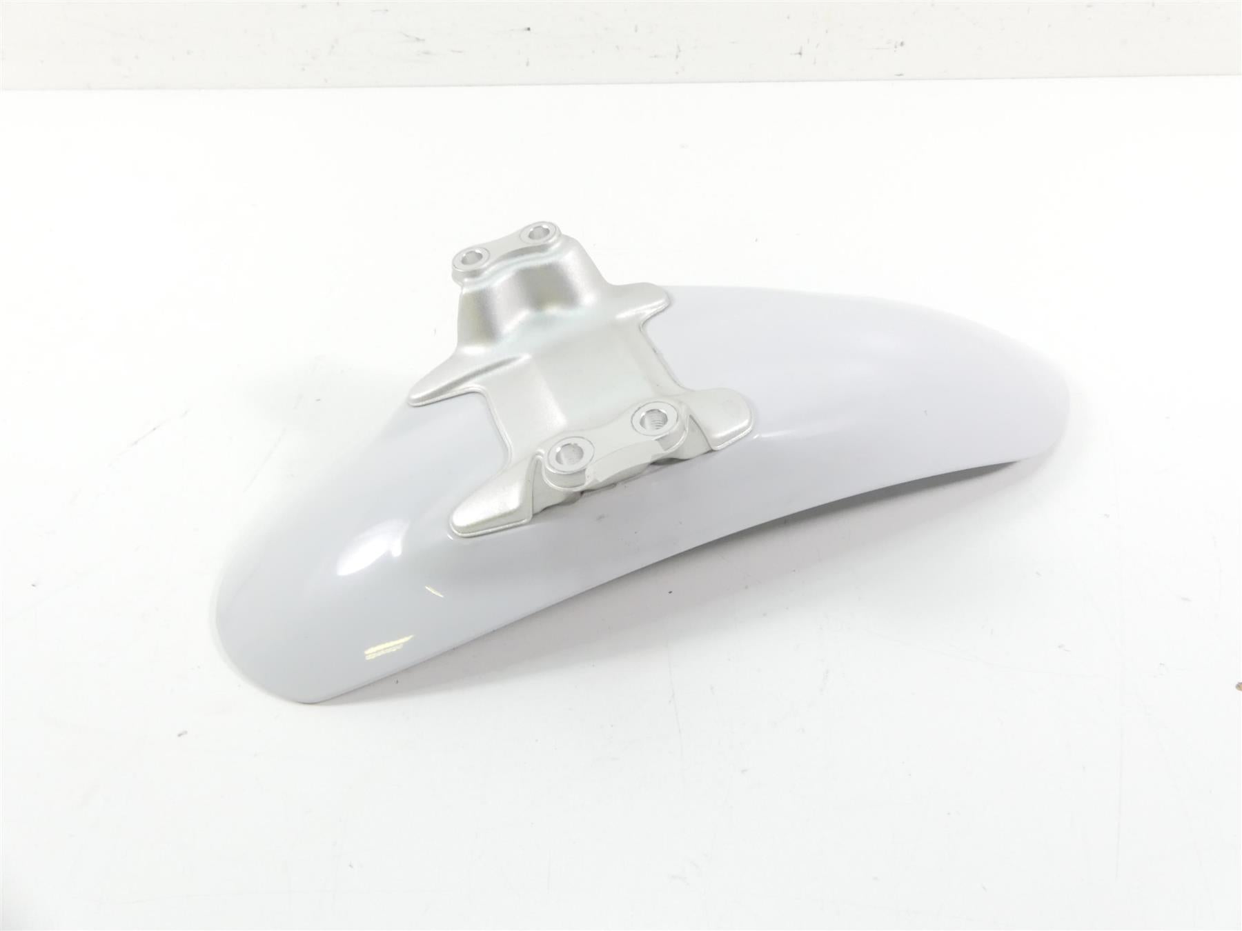 2017 BMW RnineT Racer K32 Nice Front Fender Lightwhite & Mounts 46638558341 {{ shop.shopifyCountryName }} - Mototech271