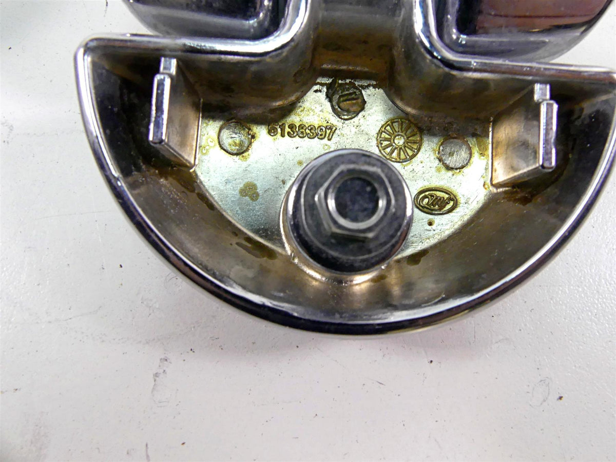 2019 Indian Chieftain Classic Left Saddlebag Latch Hinge Set 5138397 5138399 {{ shop.shopifyCountryName }} - Mototech271