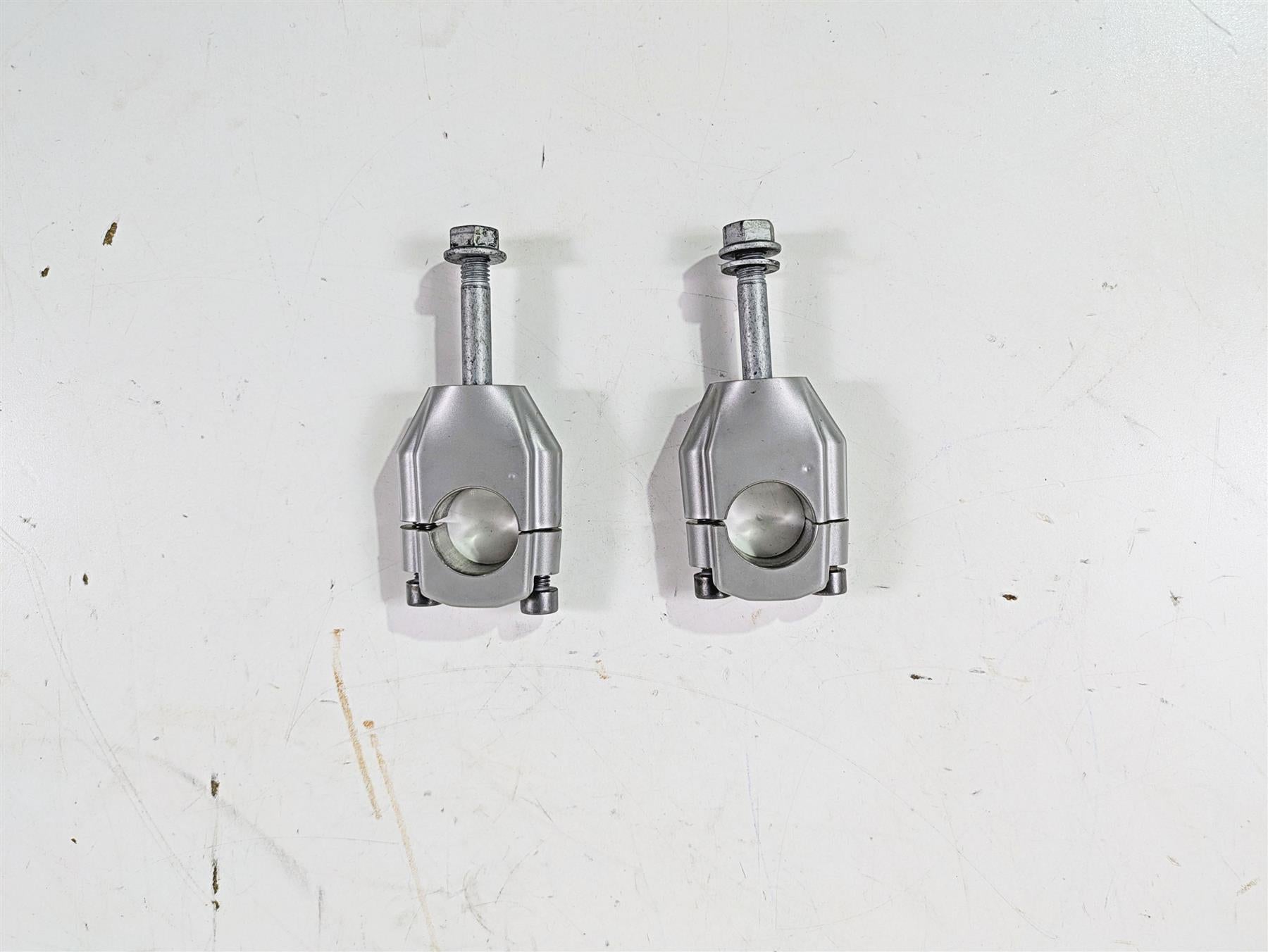 2017 BMW F800GS Adv K75 Handlebar Riser Holder Clamp Set 31427715491 {{ shop.shopifyCountryName }} - Mototech271
