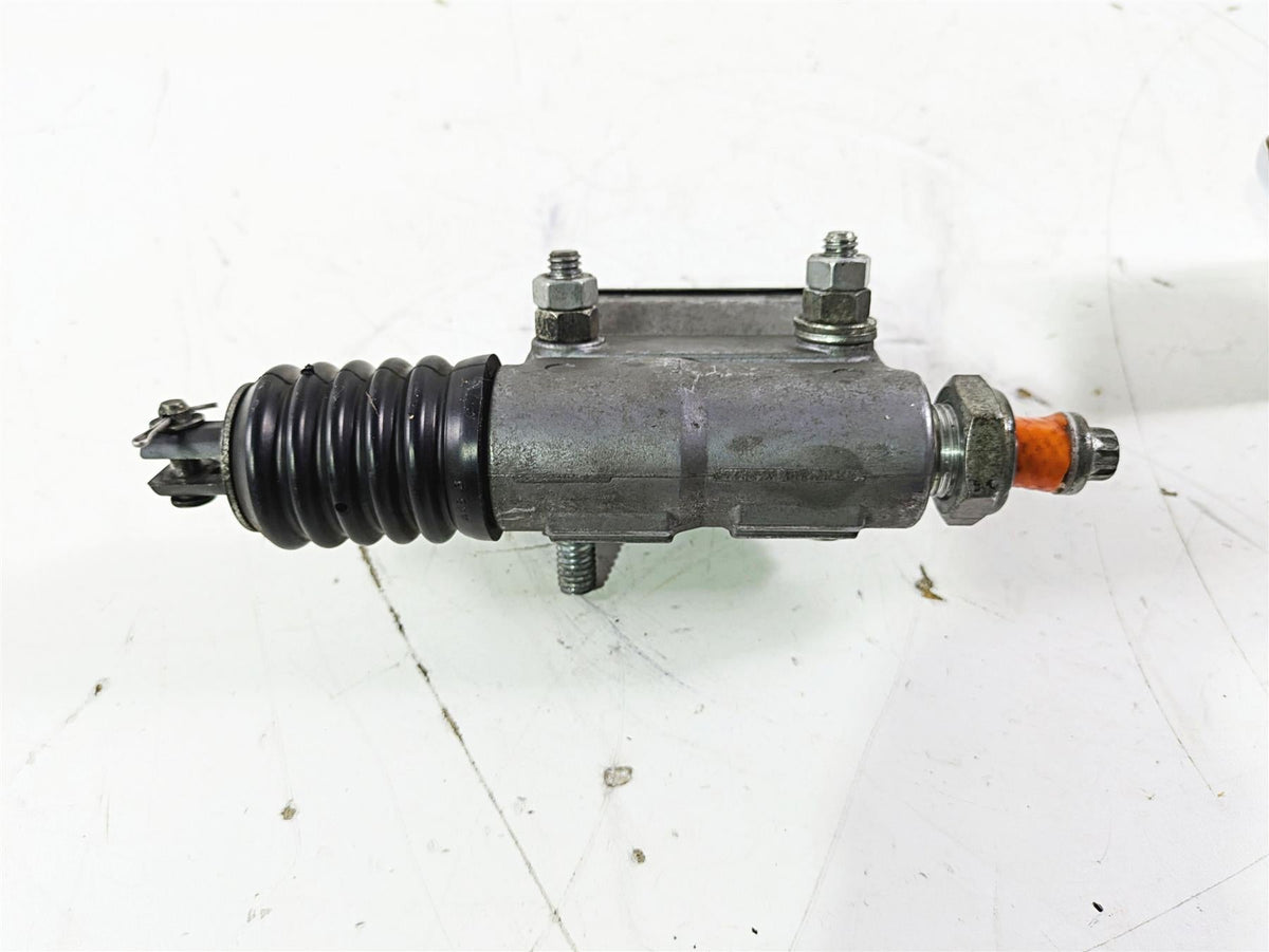 1992 Harley FLSTC Softail Heritage Rear Brake Master Cylinder + Cover 42468-87E {{ shop.shopifyCountryName }} - Mototech271