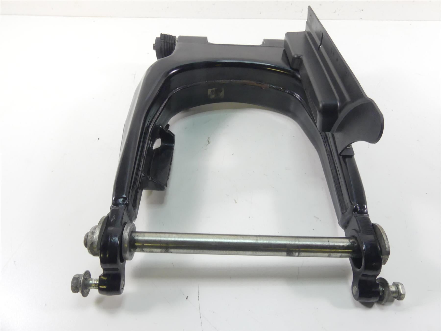 2013 Harley Touring FLHTP Electra Glide Swingarm Swing Arm + 25mm Axle 47549-09A {{ shop.shopifyCountryName }} - Mototech271