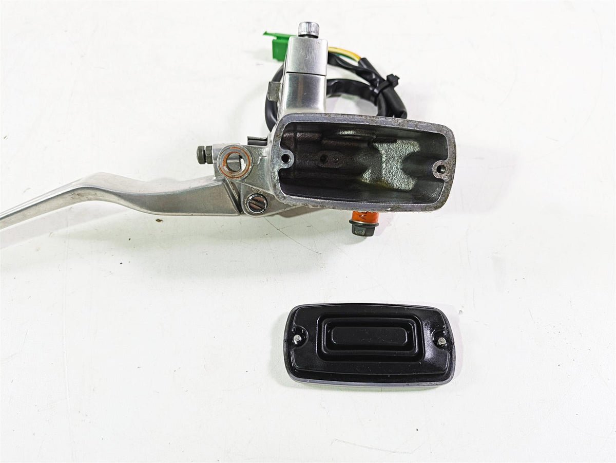 2008 Yamaha XVZ1300 Royal Star Front Brake Master Cylinder 5/8 4XY-W2587-10-00 {{ shop.shopifyCountryName }} - Mototech271