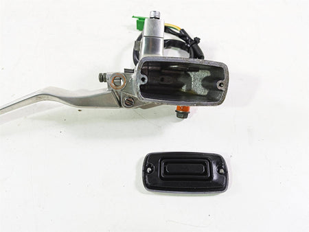 2008 Yamaha XVZ1300 Royal Star Front Brake Master Cylinder 5/8 4XY-W2587-10-00 {{ shop.shopifyCountryName }} - Mototech271
