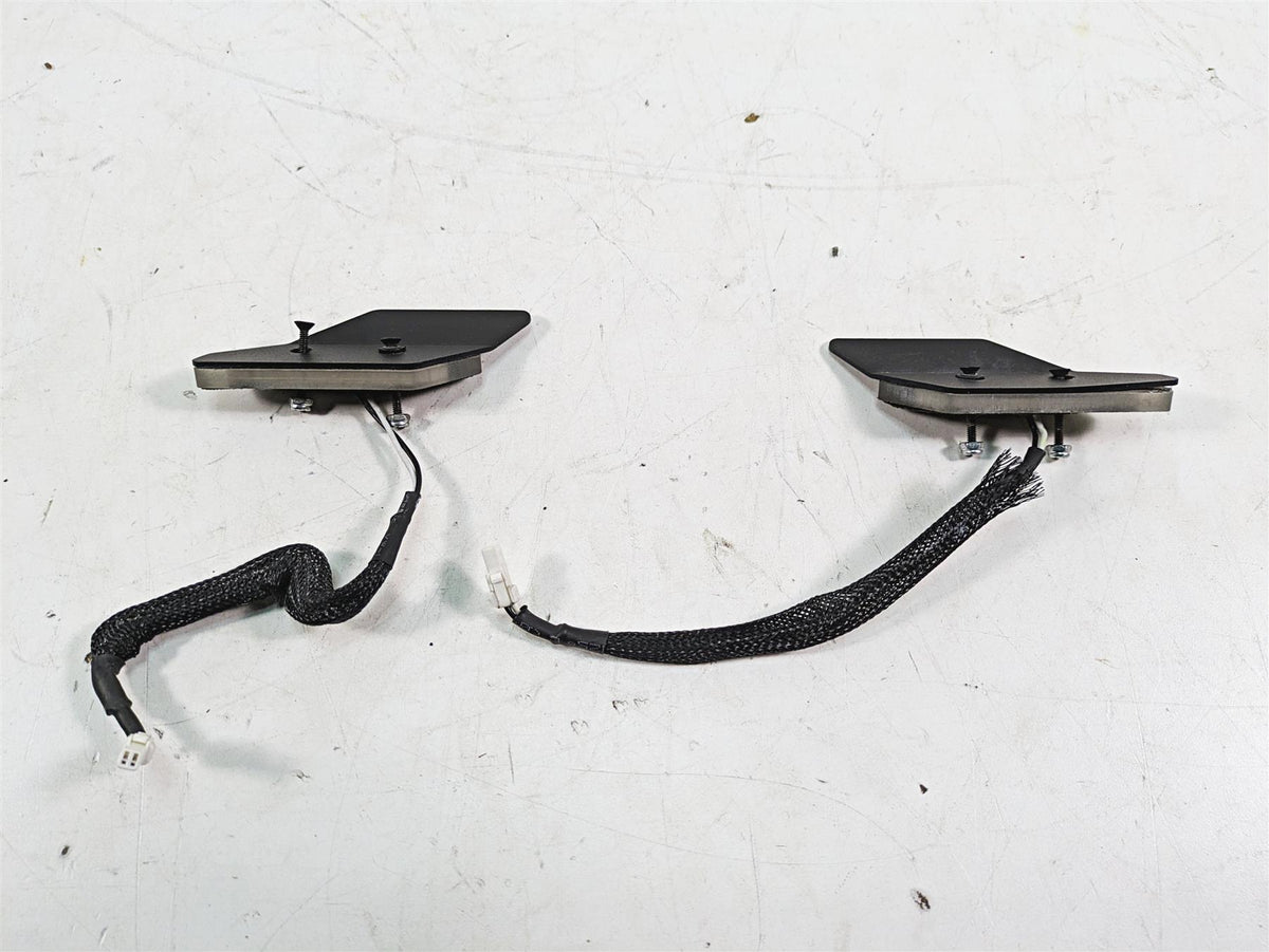 2016 Ducati Panigale 1299 S Nrc Mirror Block Off Turn Signals - Read 1299-MBO-B {{ shop.shopifyCountryName }} - Mototech271